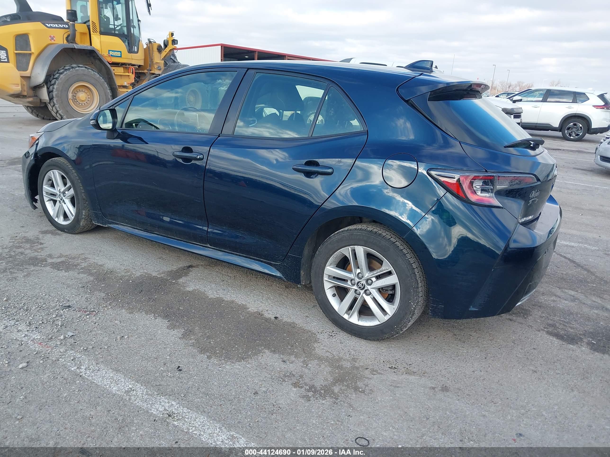 TOYOTA COROLLA image 3