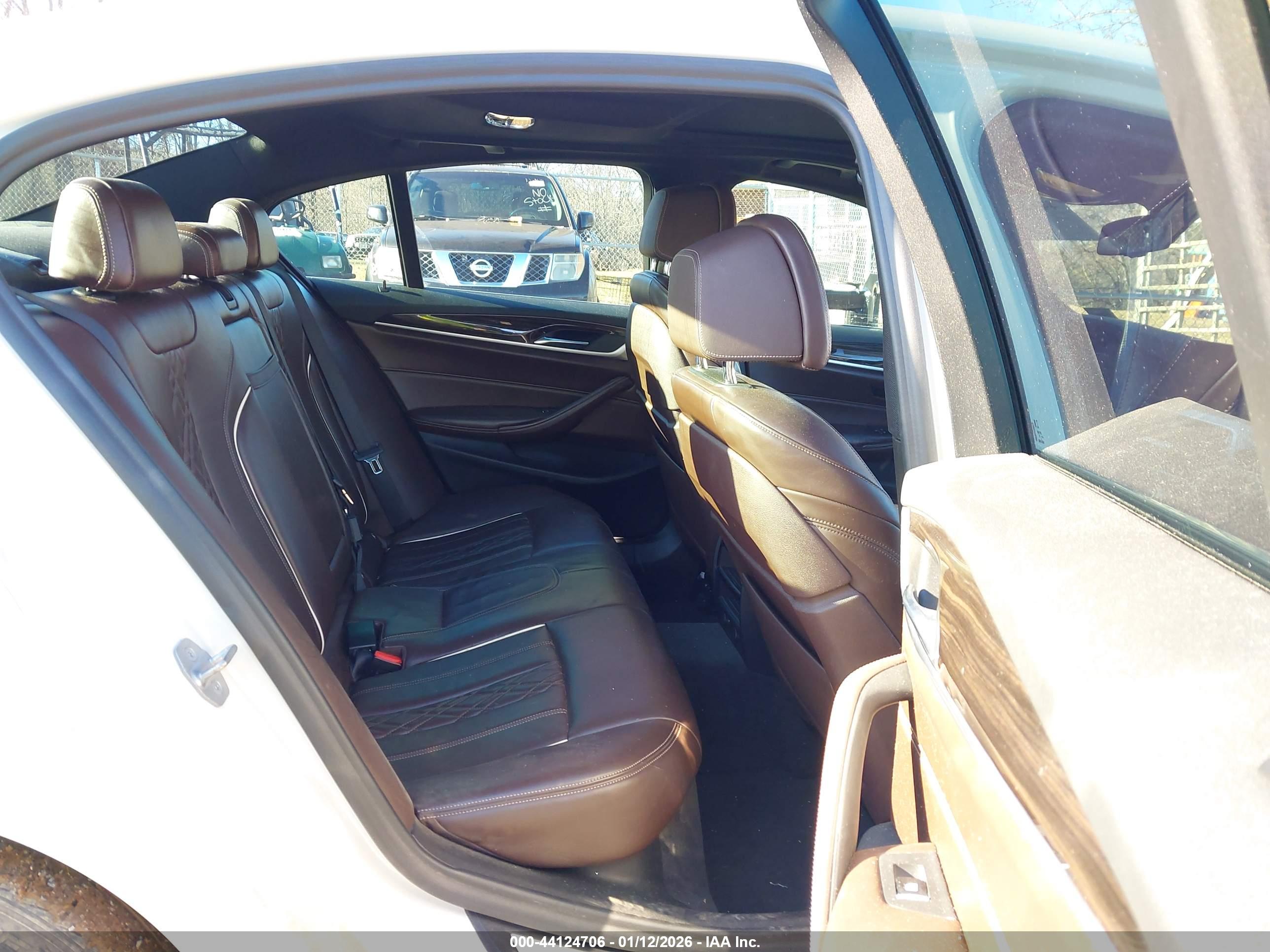BMW 540I image 8