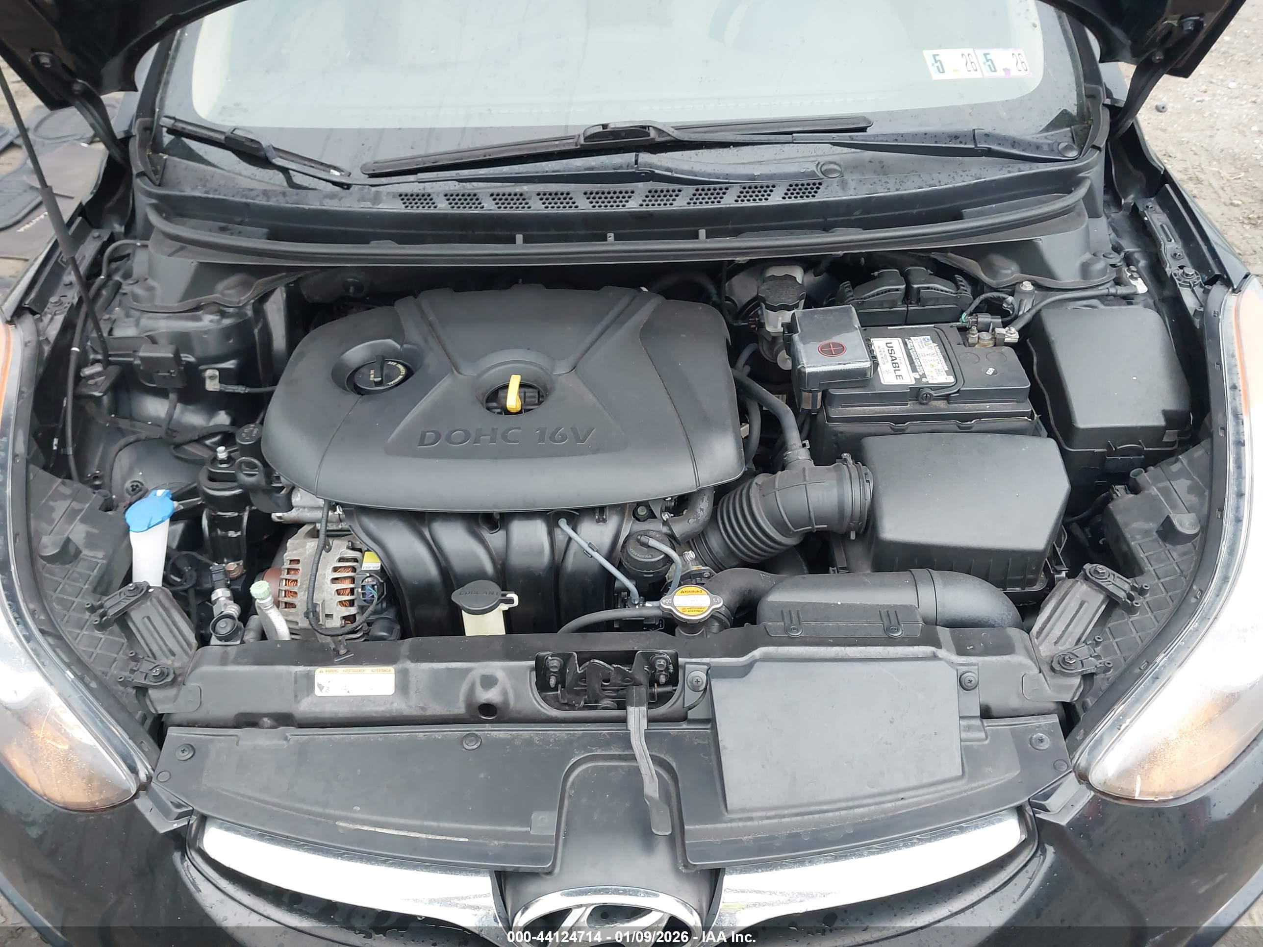 HYUNDAI ELANTRA image 10