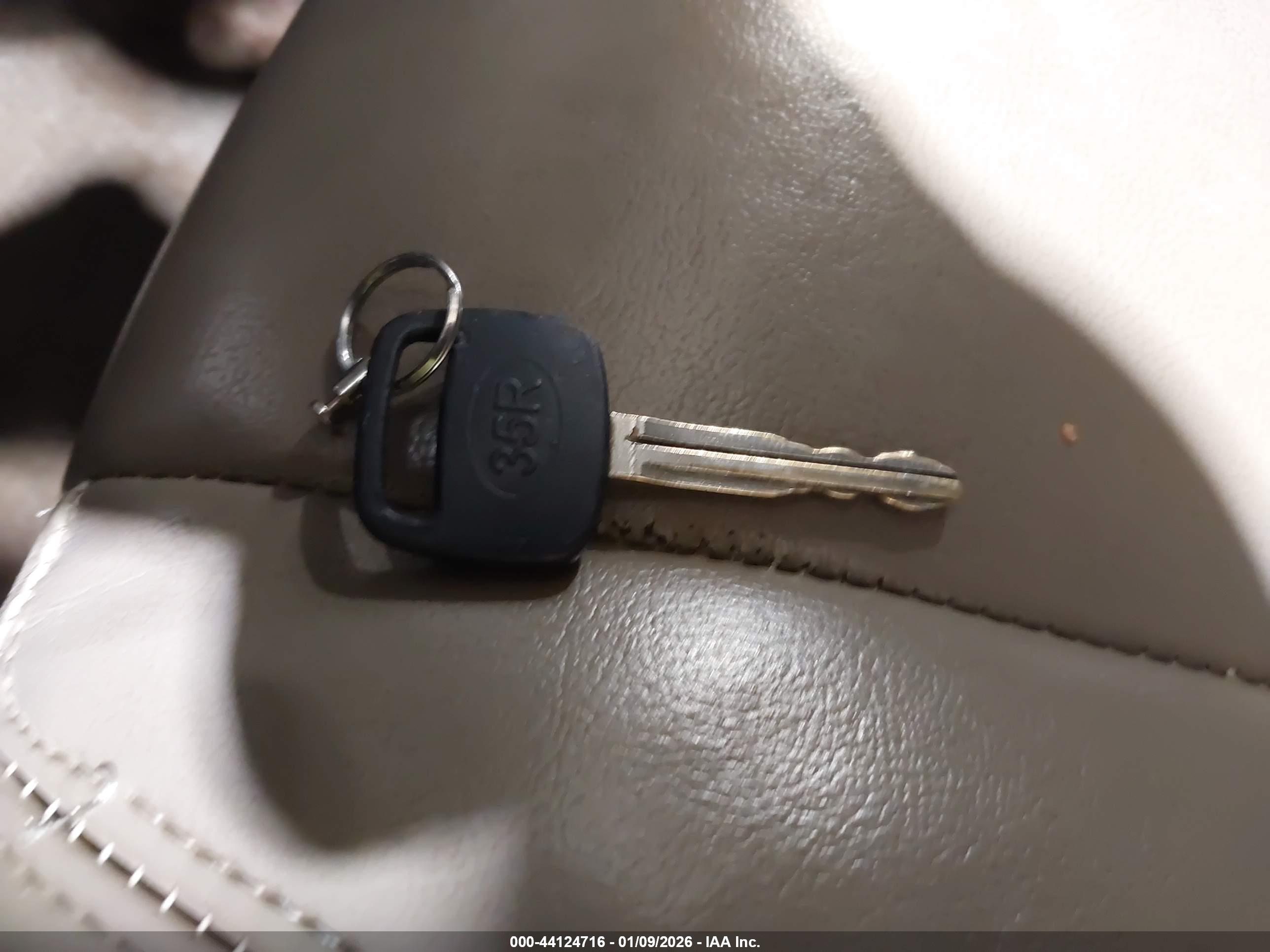 TOYOTA 4RUNNER image 11