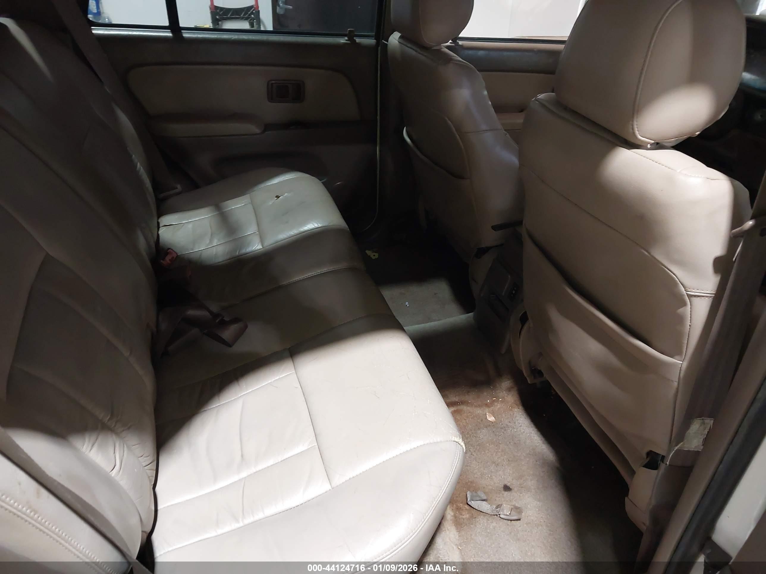 TOYOTA 4RUNNER image 8