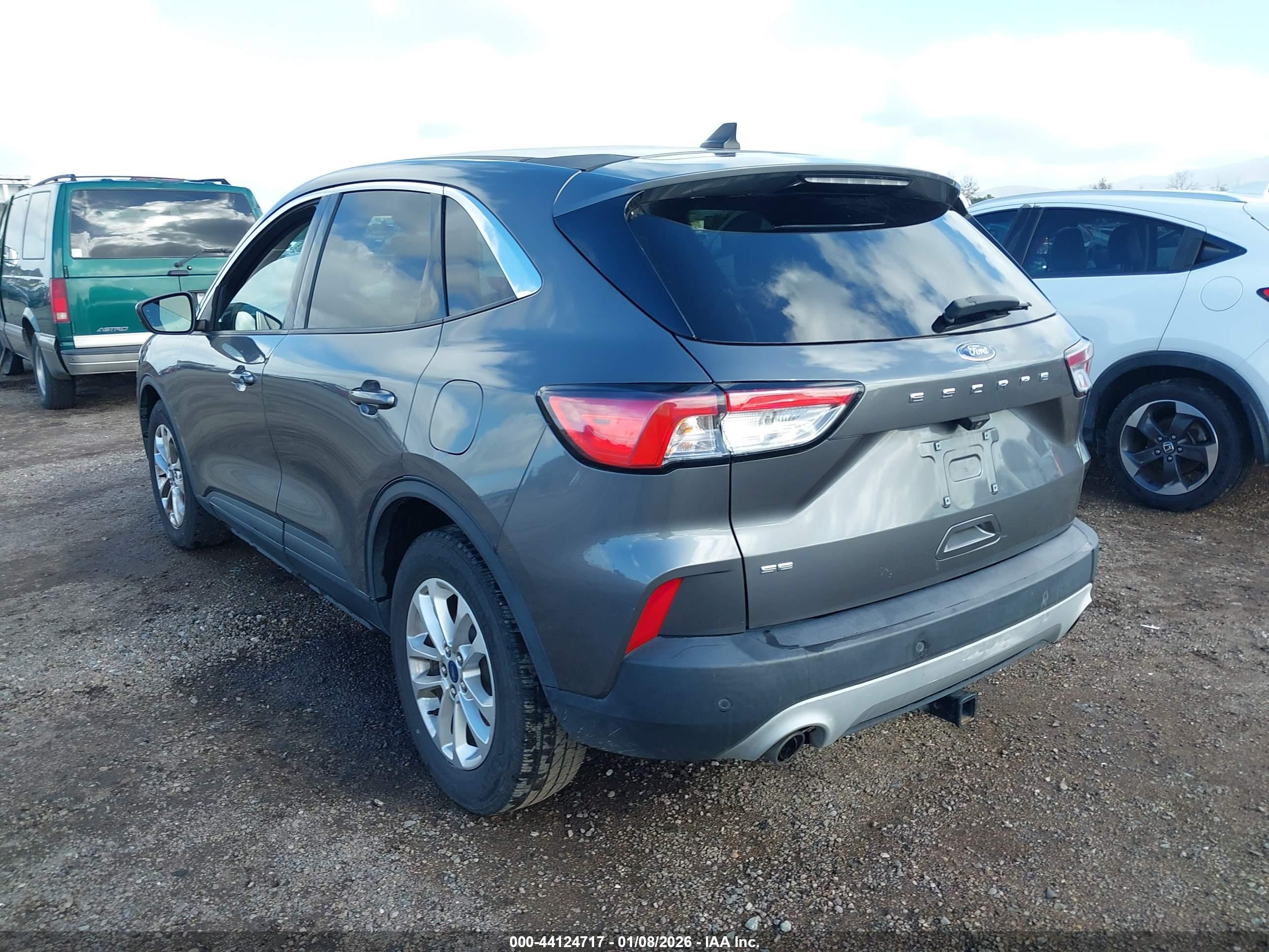 FORD ESCAPE image 3