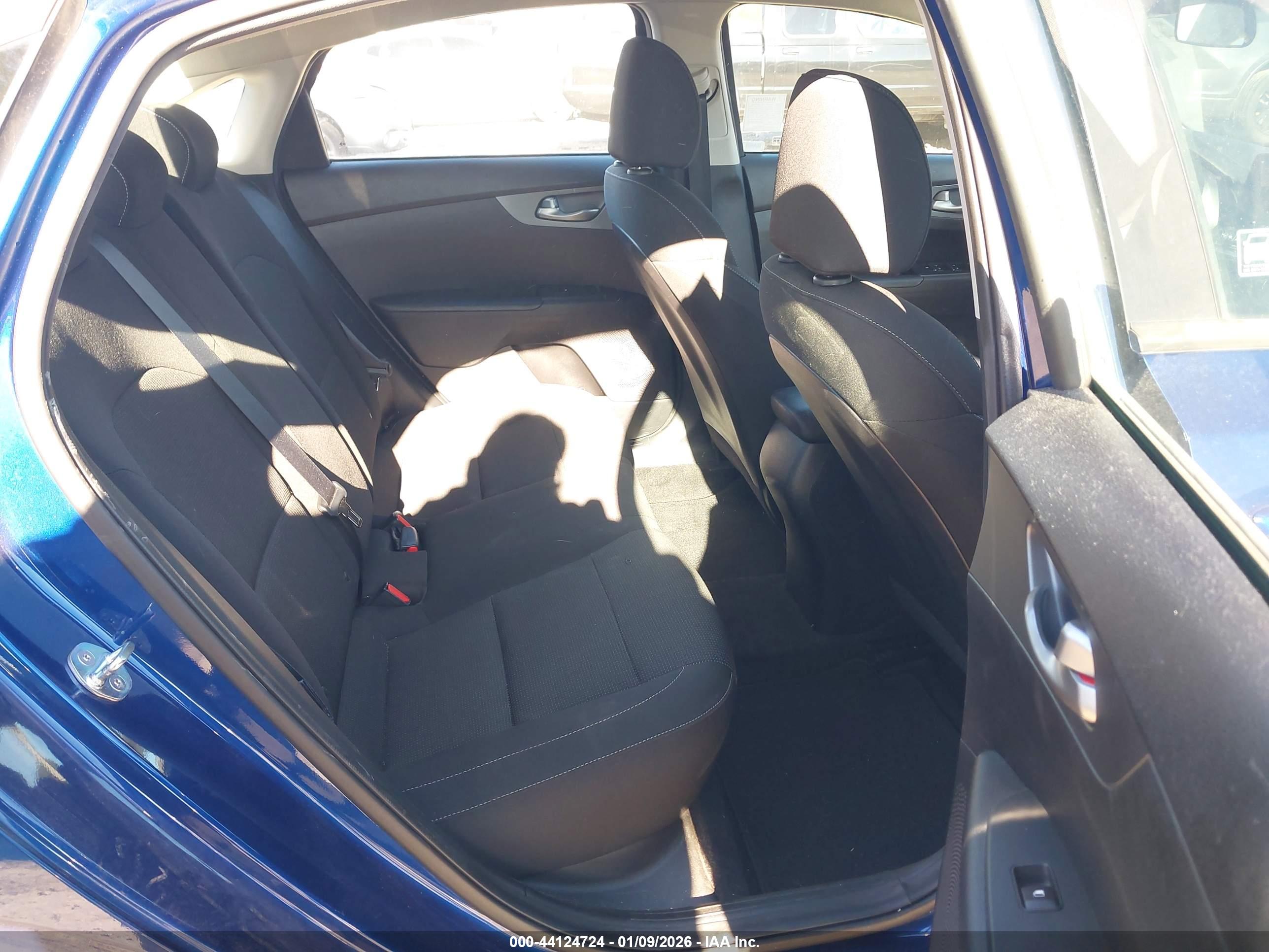 KIA FORTE image 8