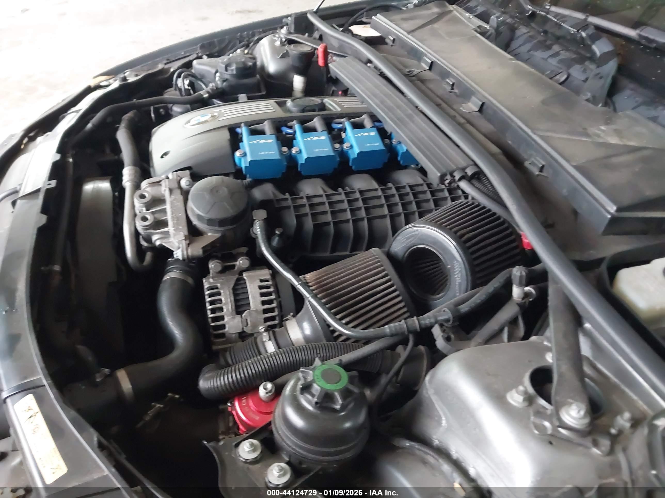 BMW 335I image 10