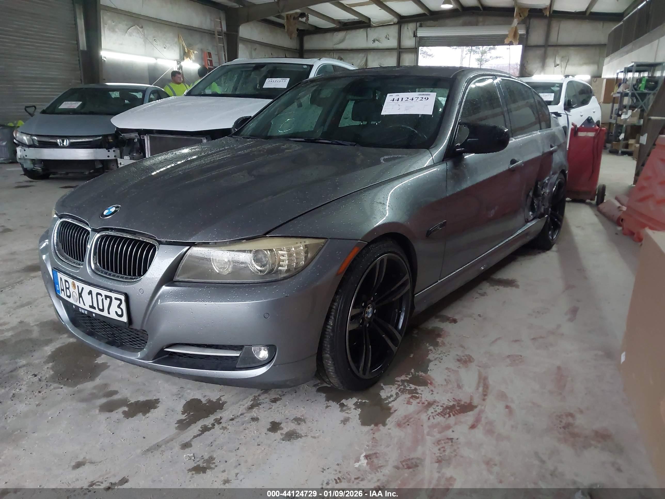 BMW 335I image 2