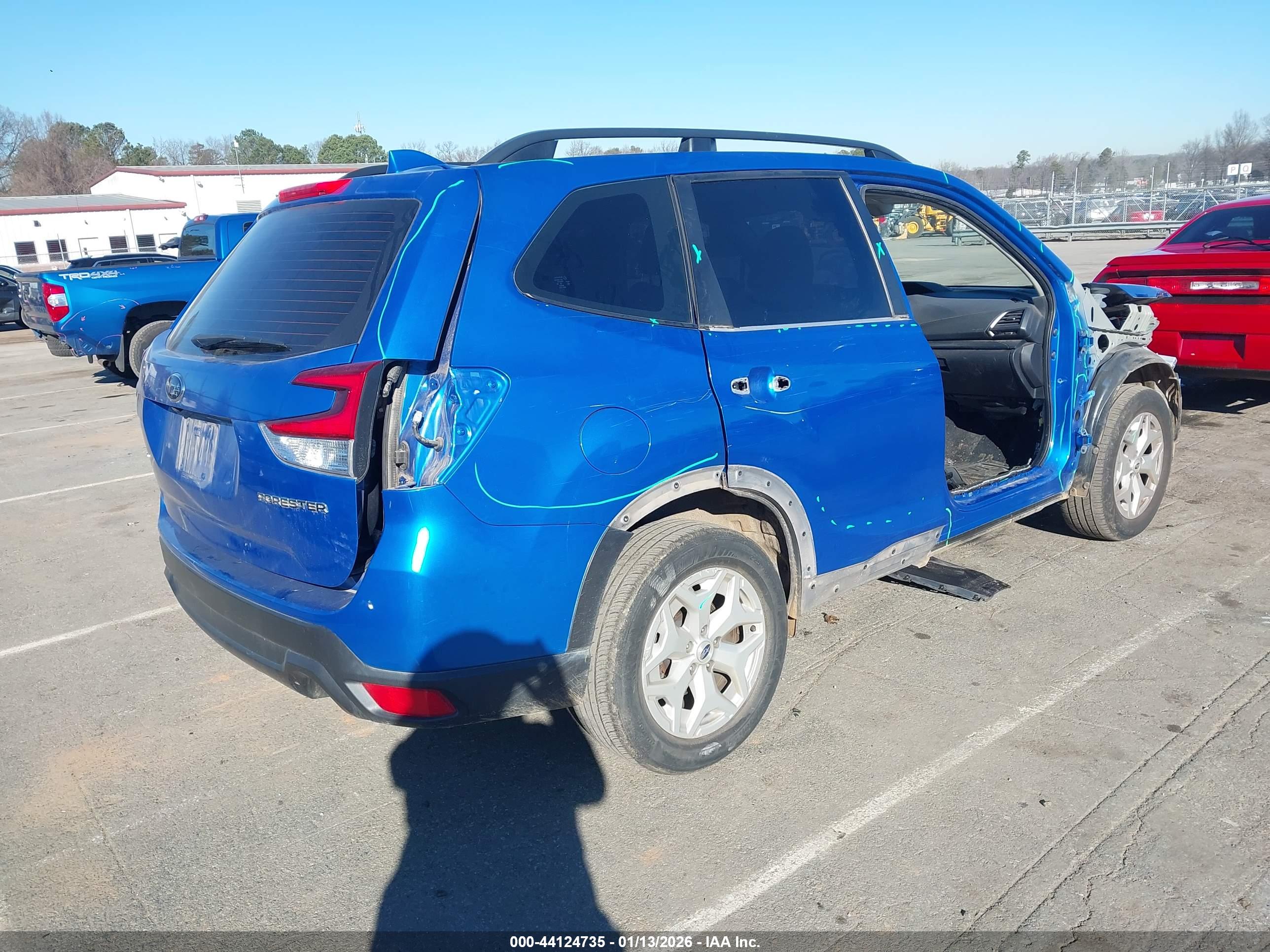 SUBARU FORESTER image 4