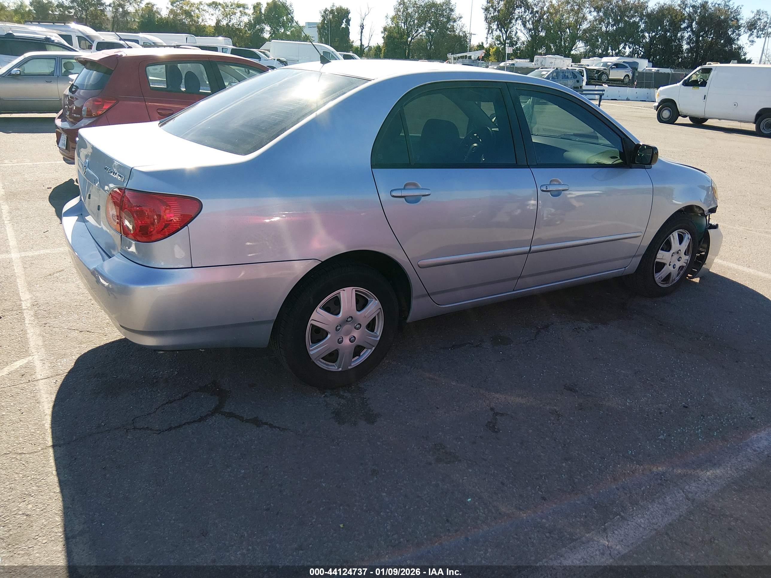 TOYOTA COROLLA image 4