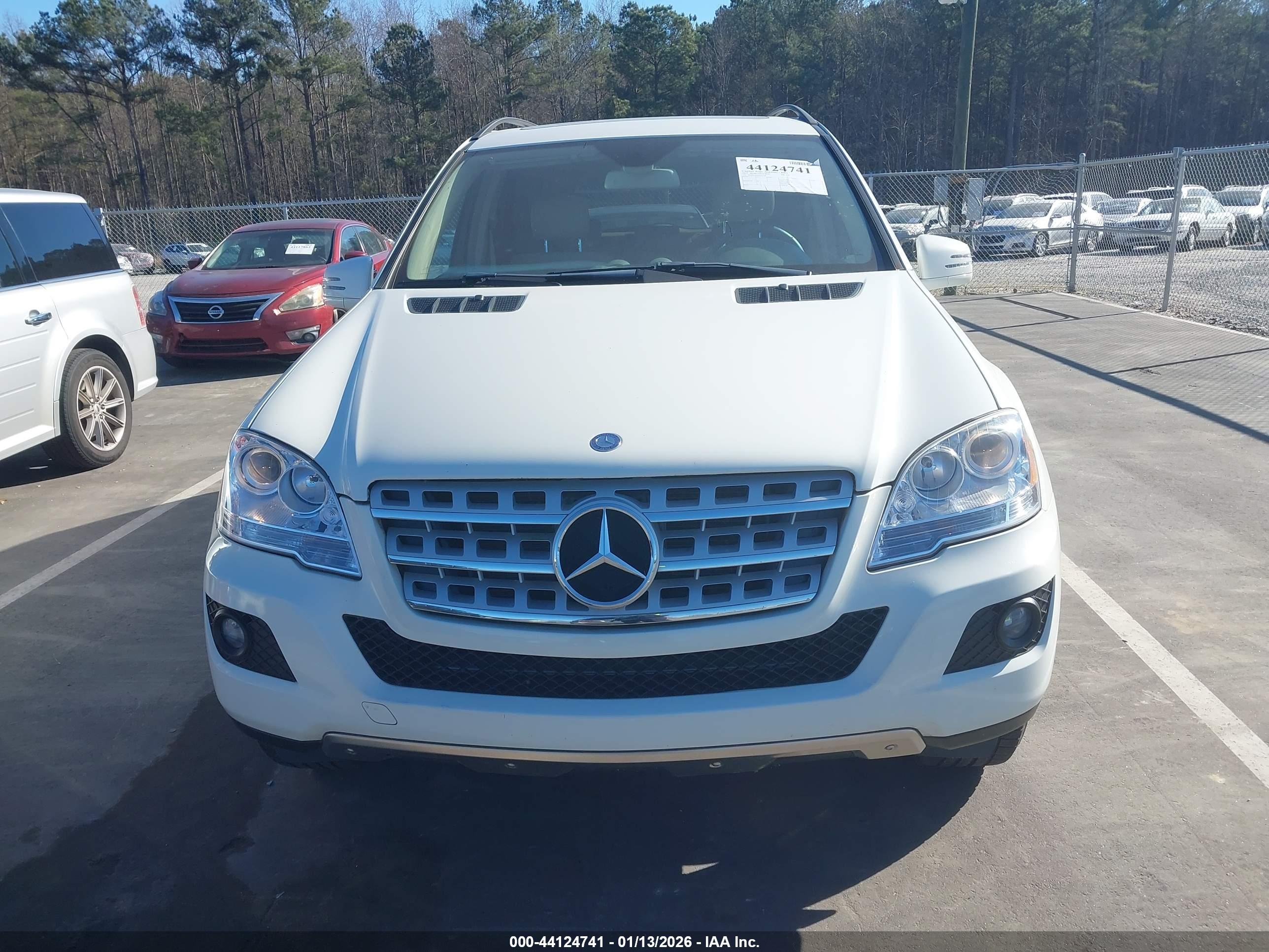 MERCEDES-BENZ ML image 6