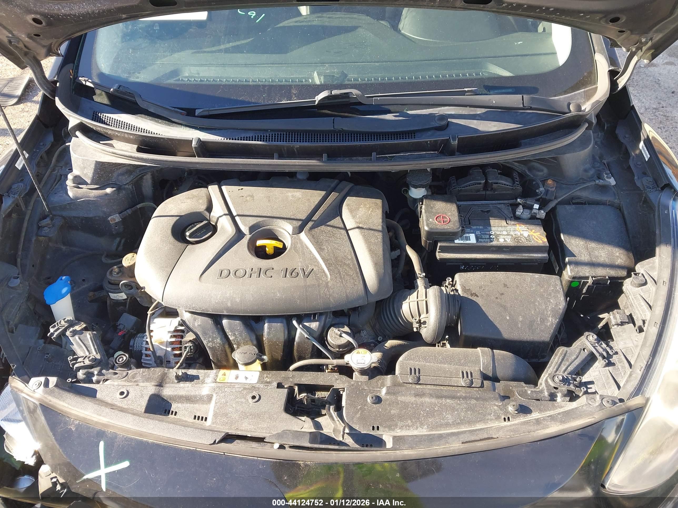 HYUNDAI ELANTRA image 10