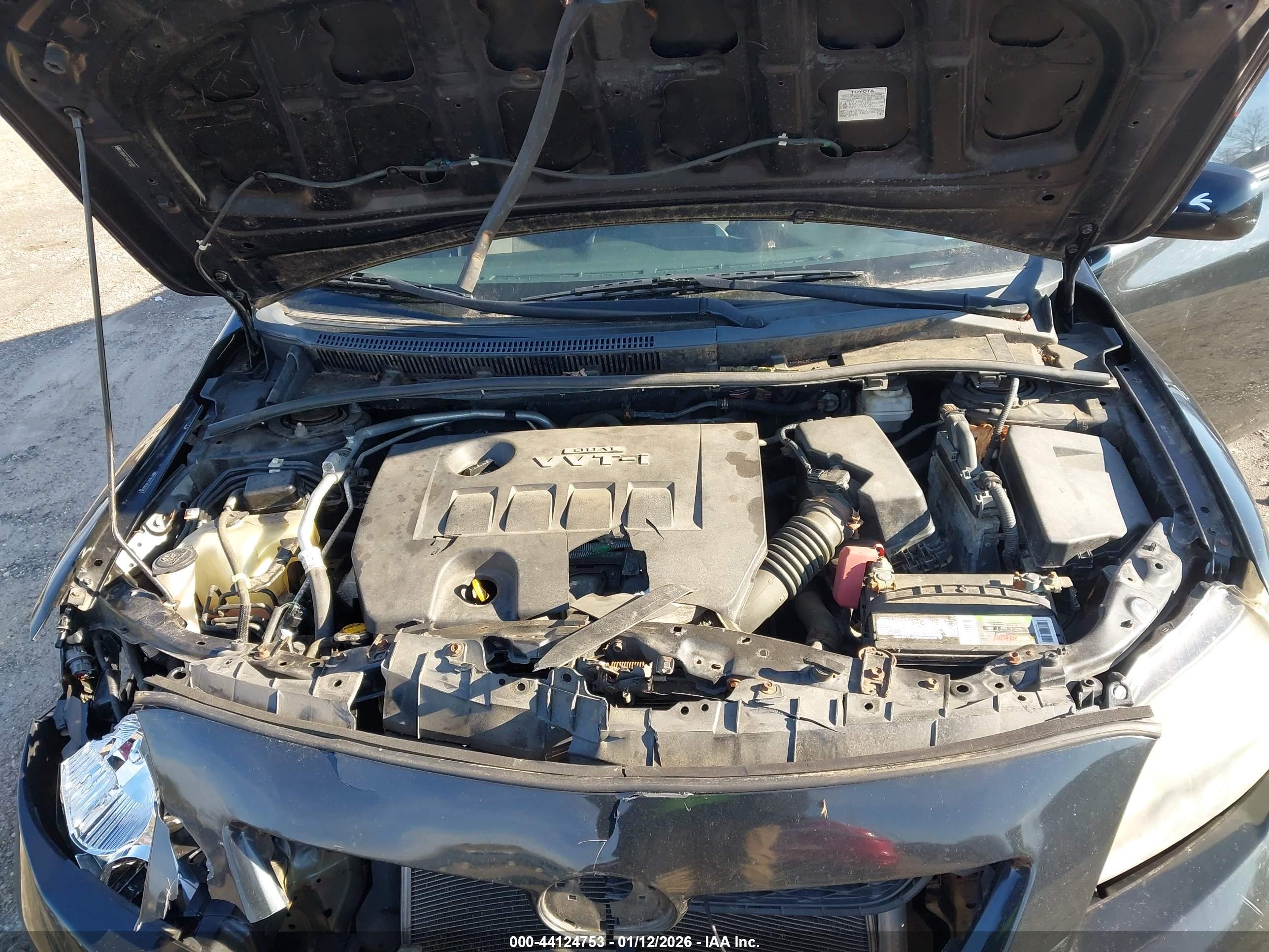 TOYOTA COROLLA image 10