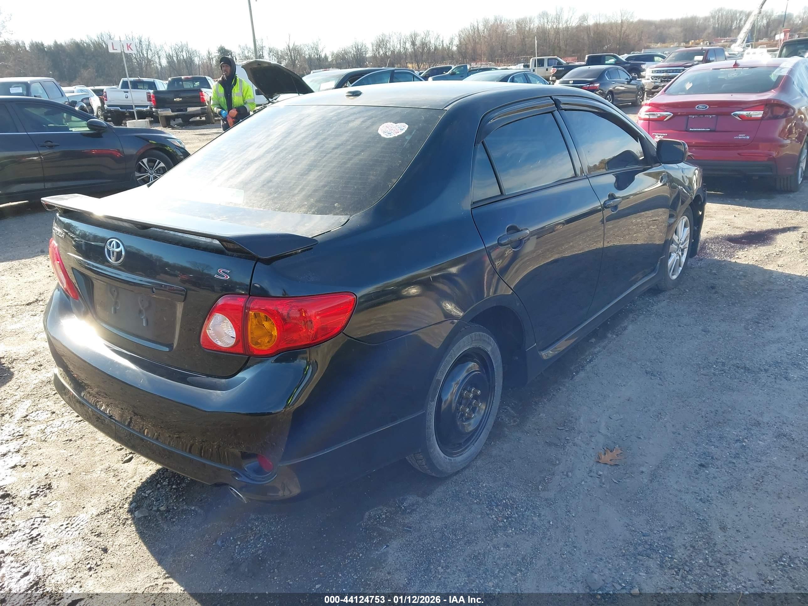 TOYOTA COROLLA image 4
