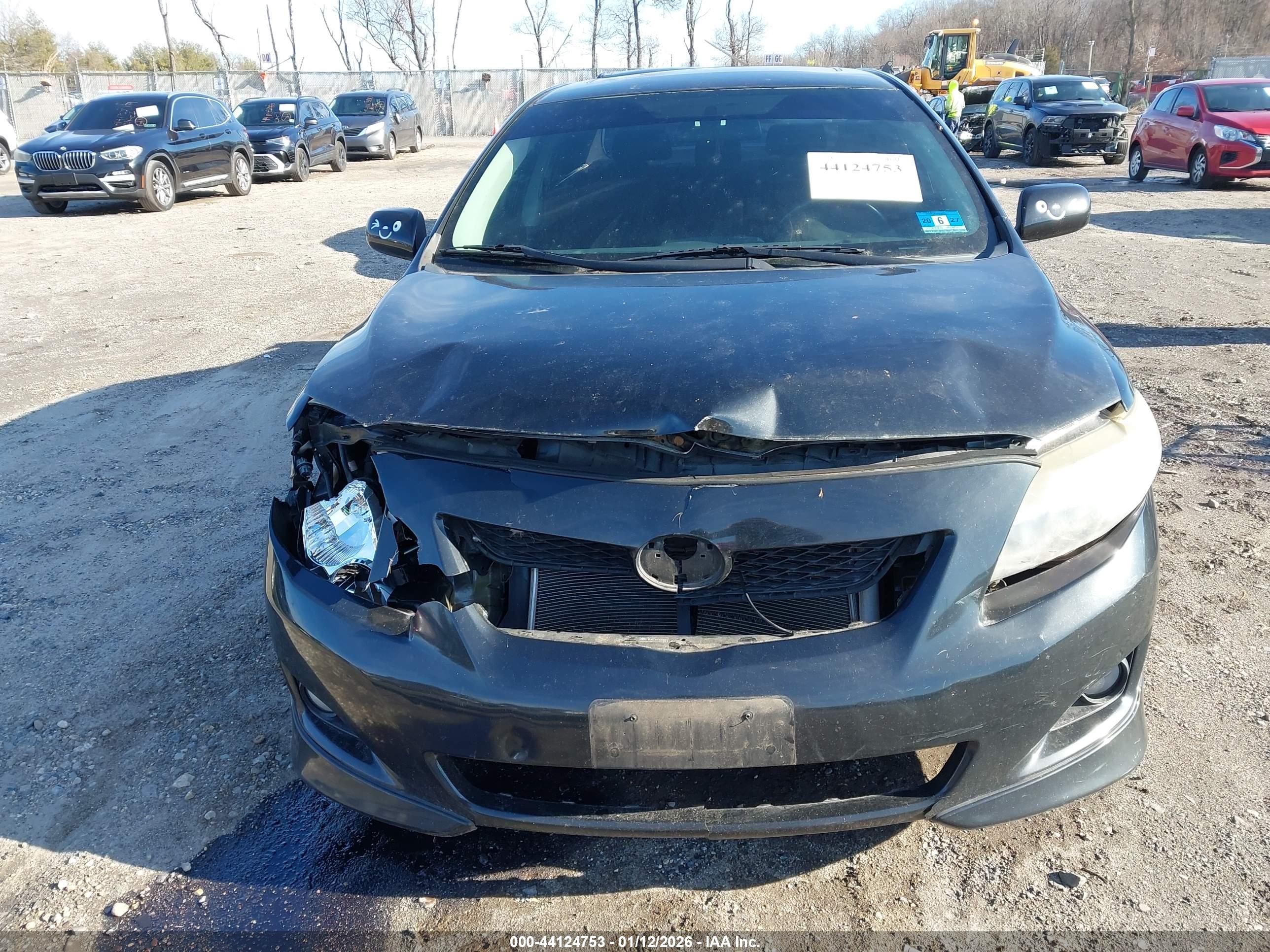 TOYOTA COROLLA image 6