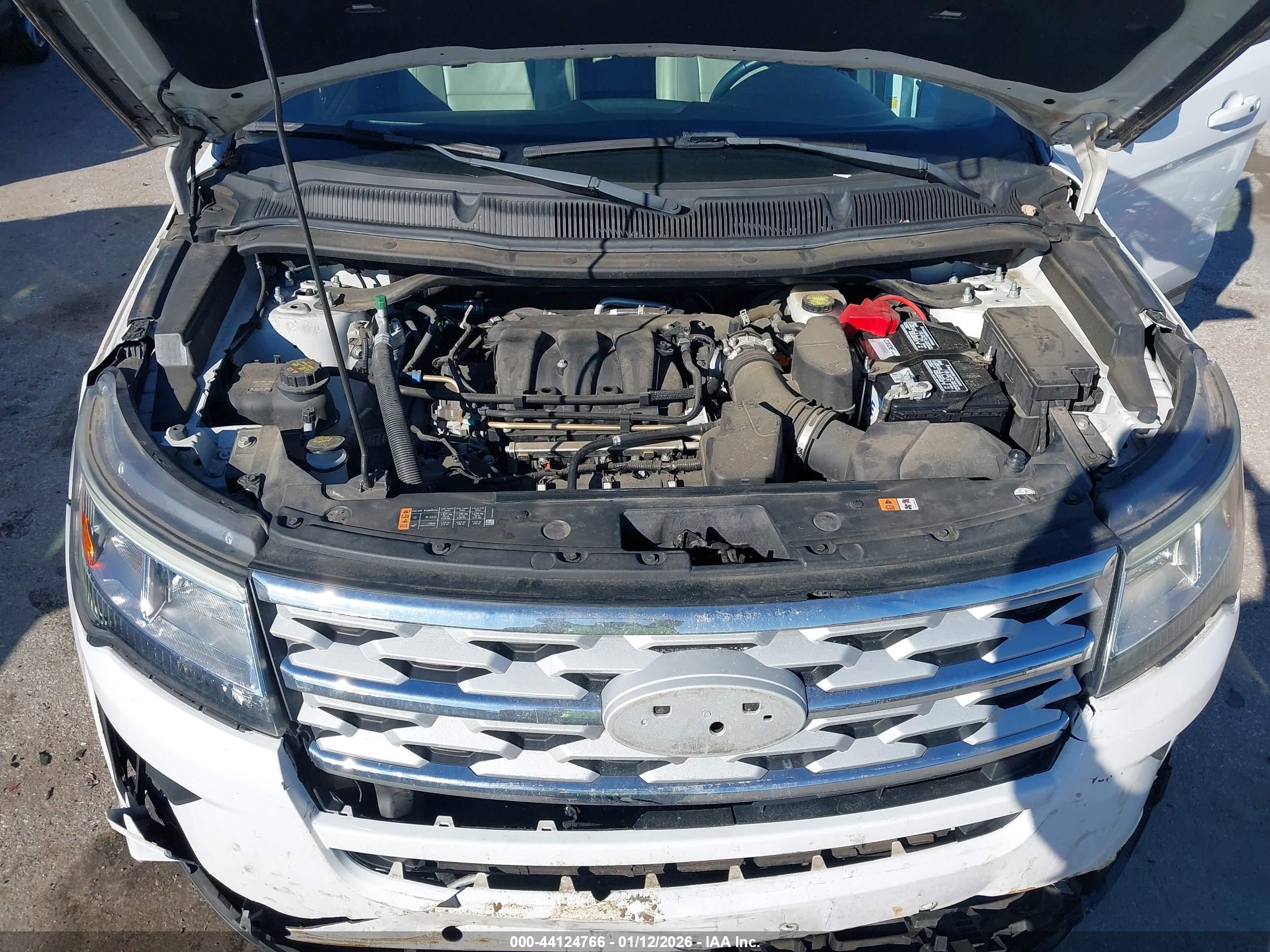 FORD EXPLORER image 10