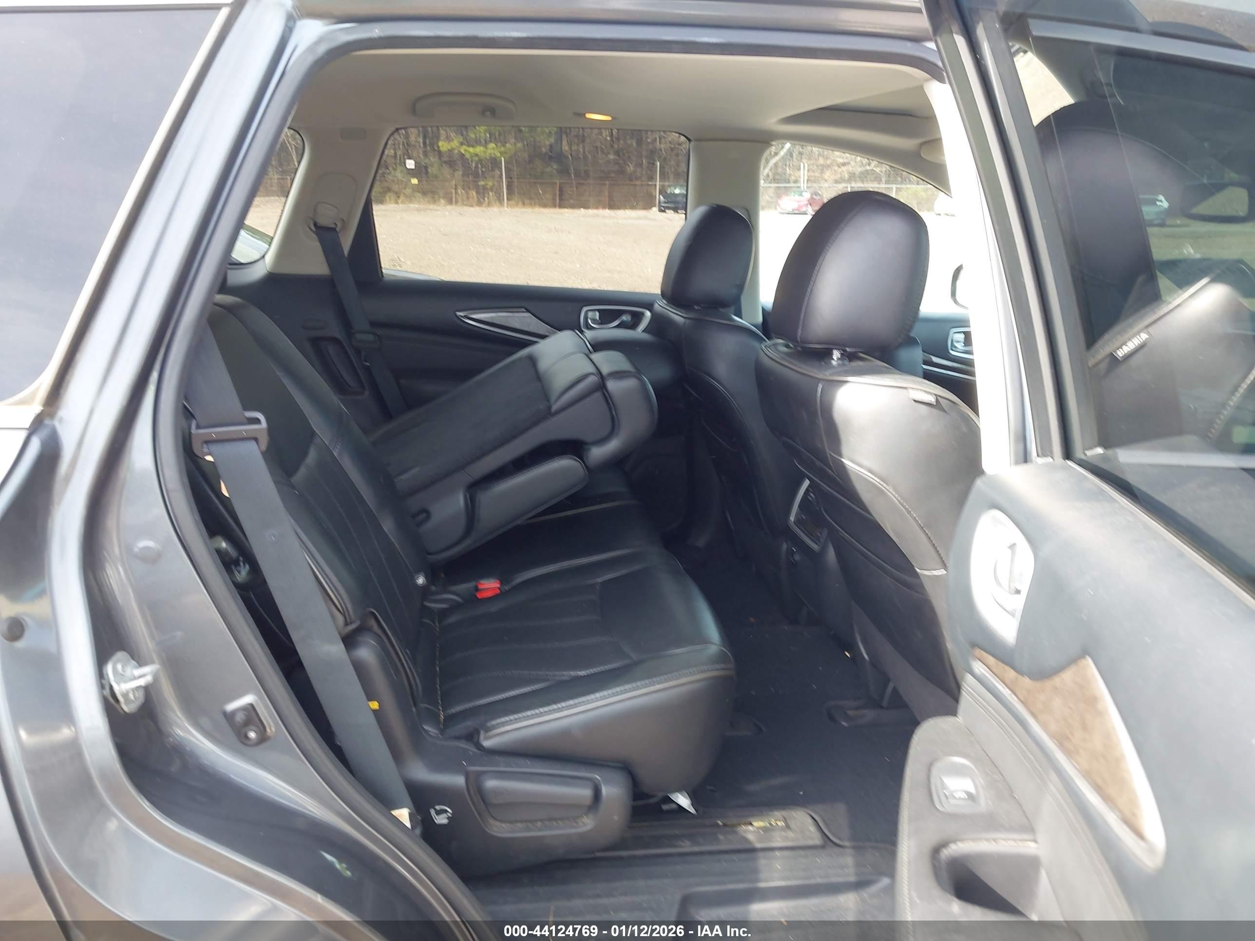 INFINITI QX60 image 8