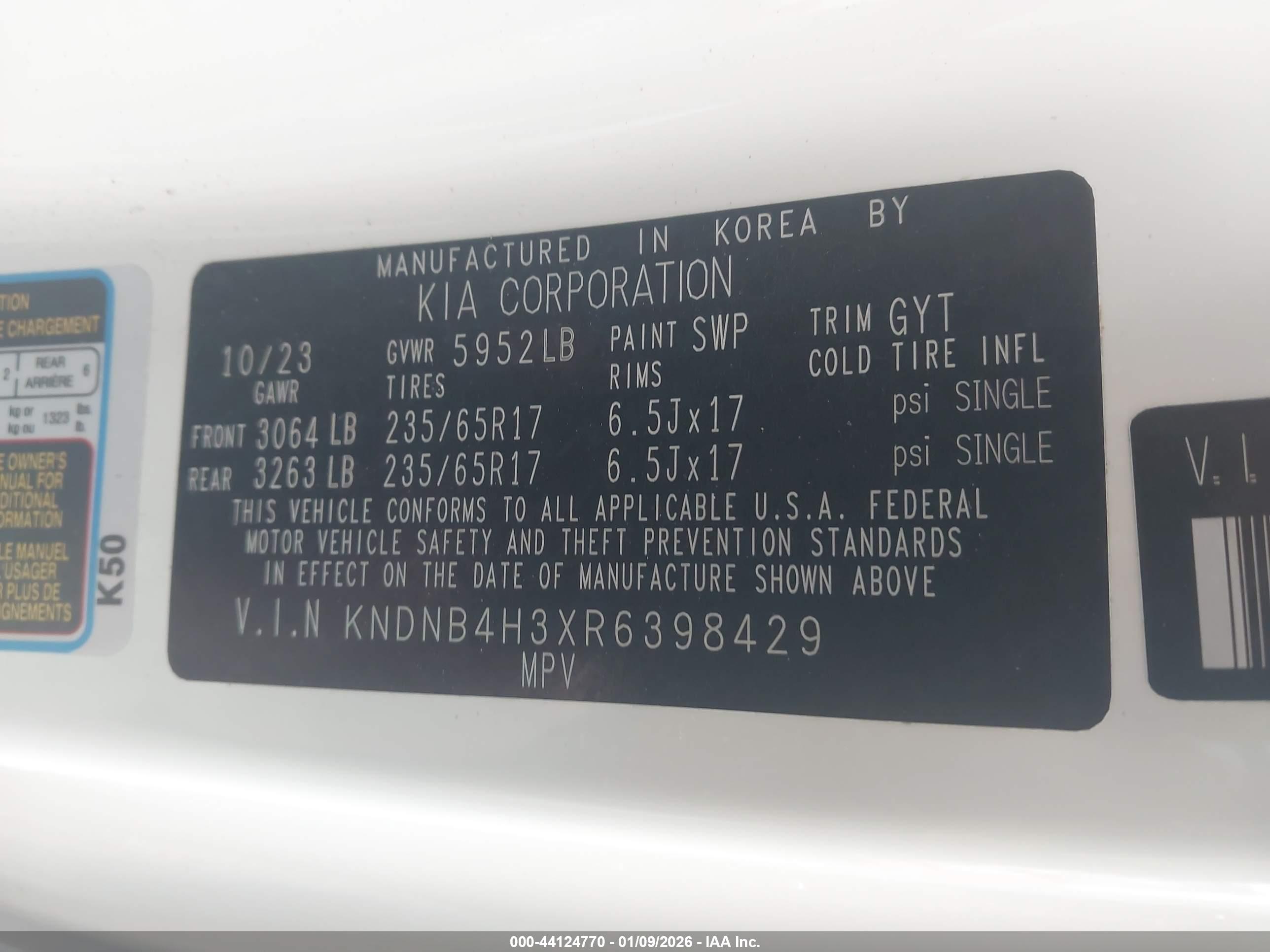 KIA CARNIVAL image 9