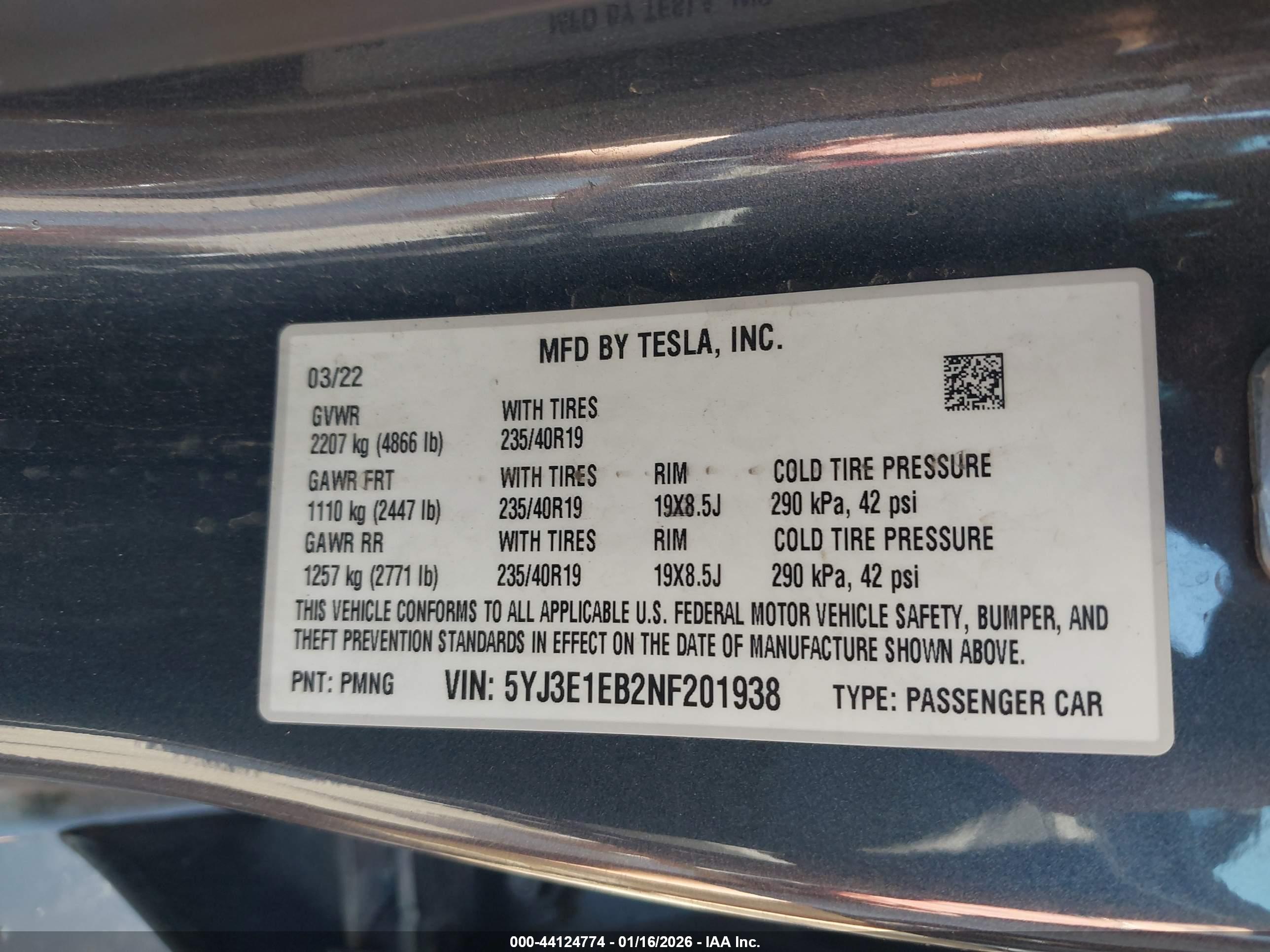 TESLA MODEL image 9