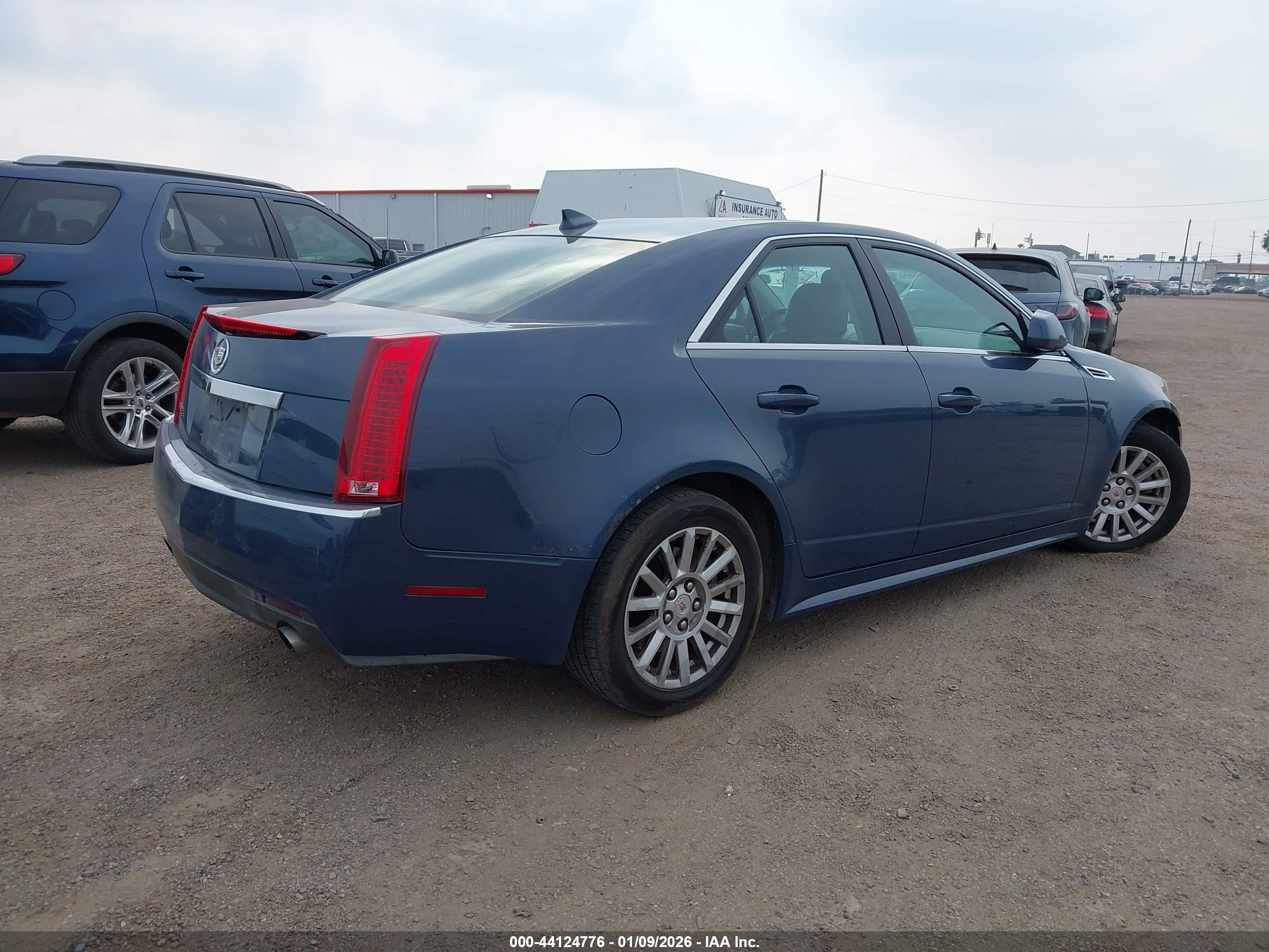 CADILLAC CTS image 4