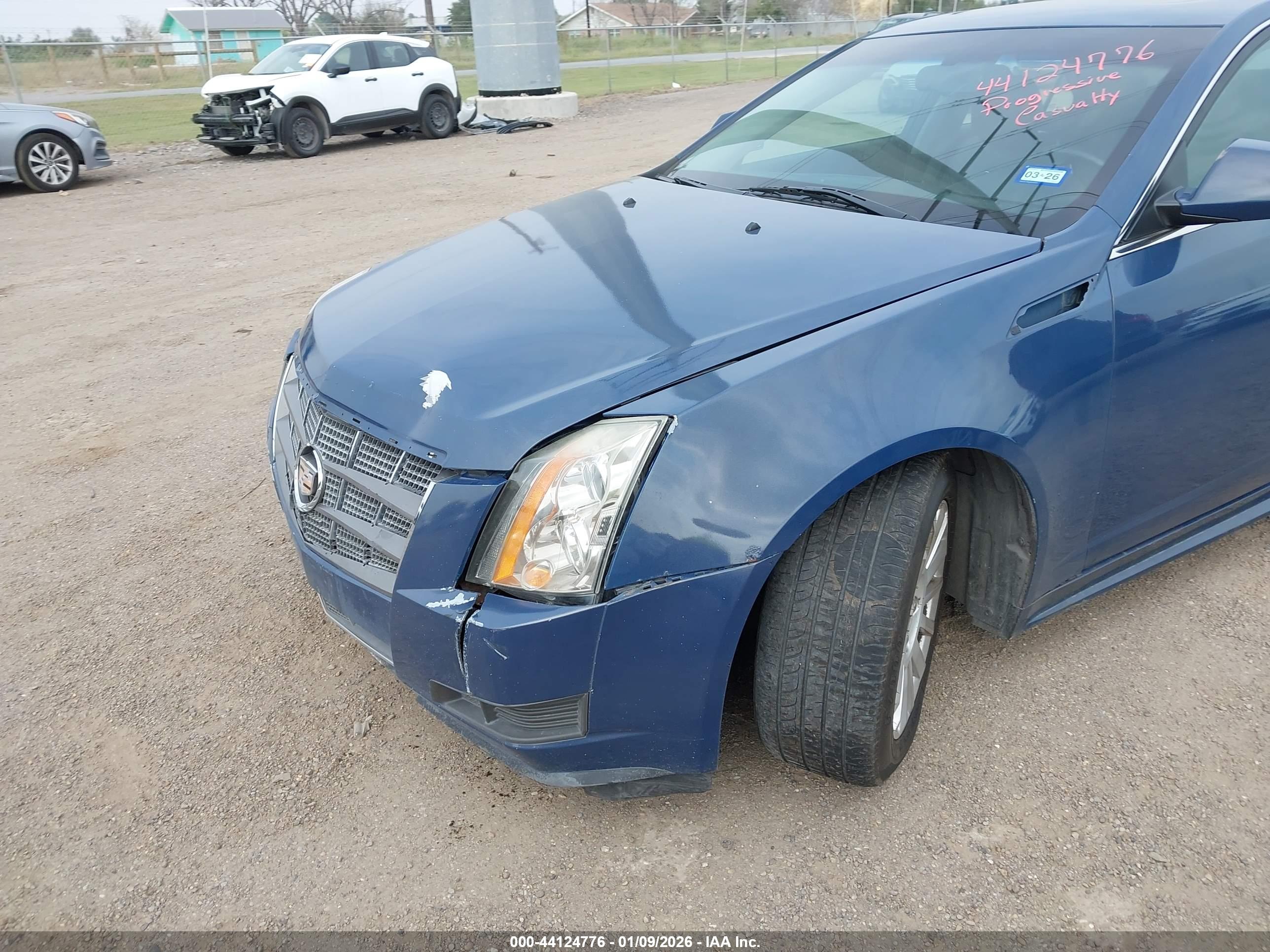 CADILLAC CTS image 6