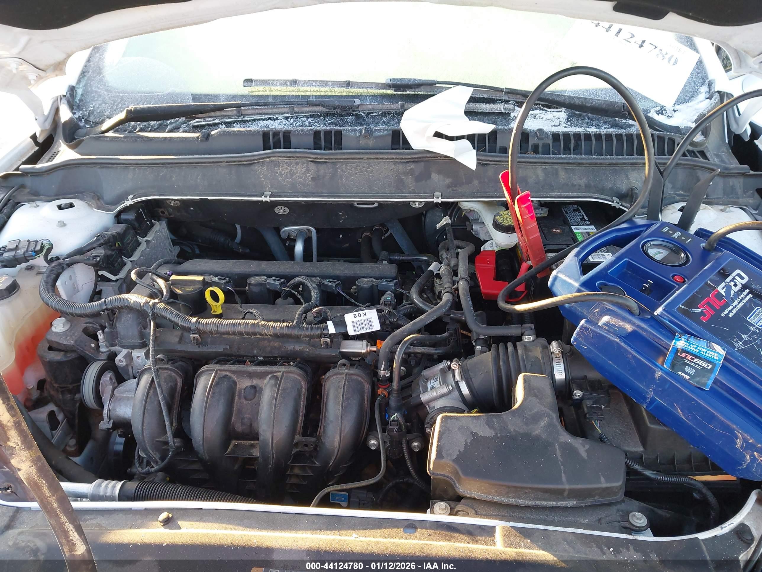 FORD FUSION image 10