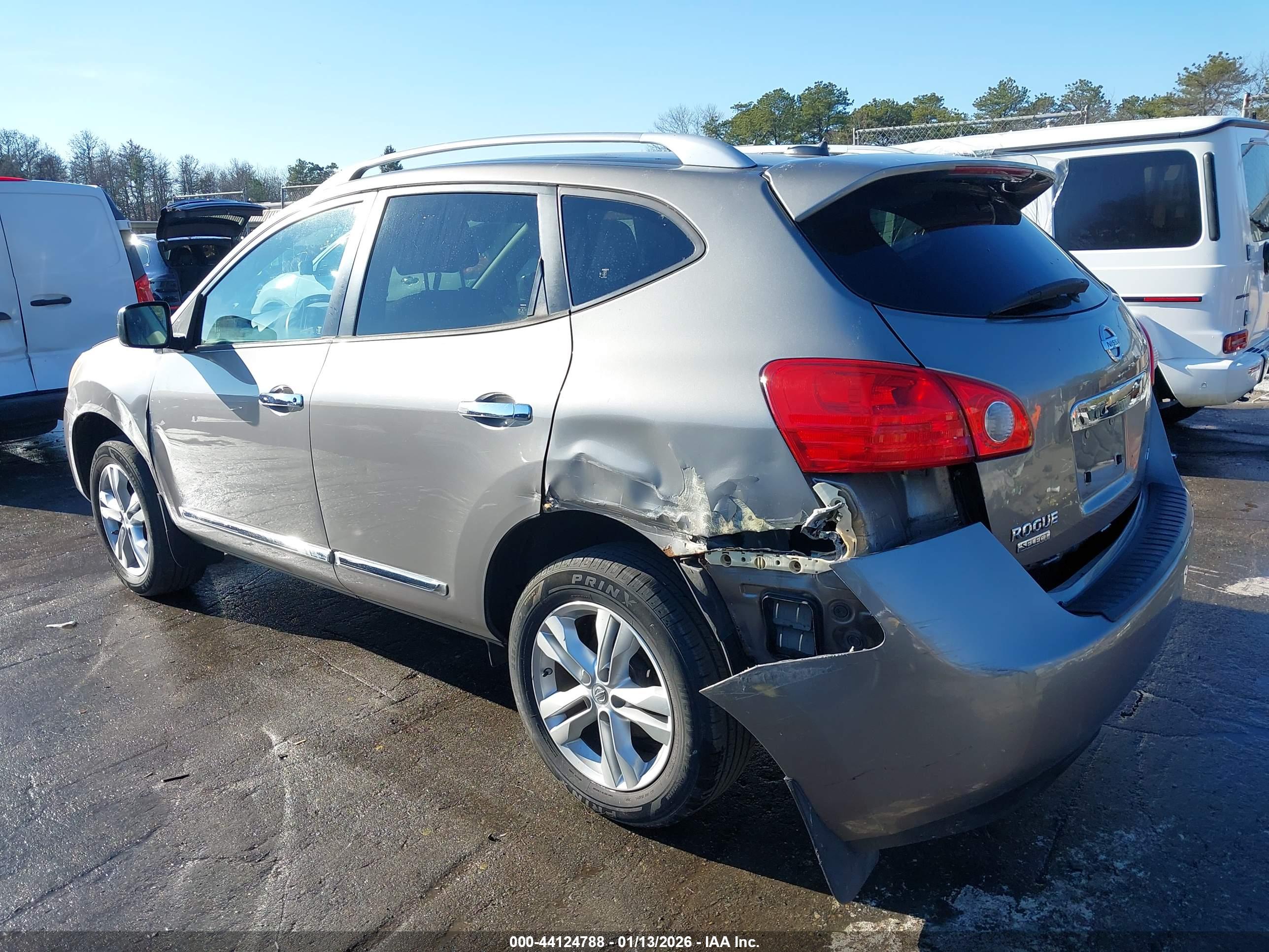 NISSAN ROGUE image 6