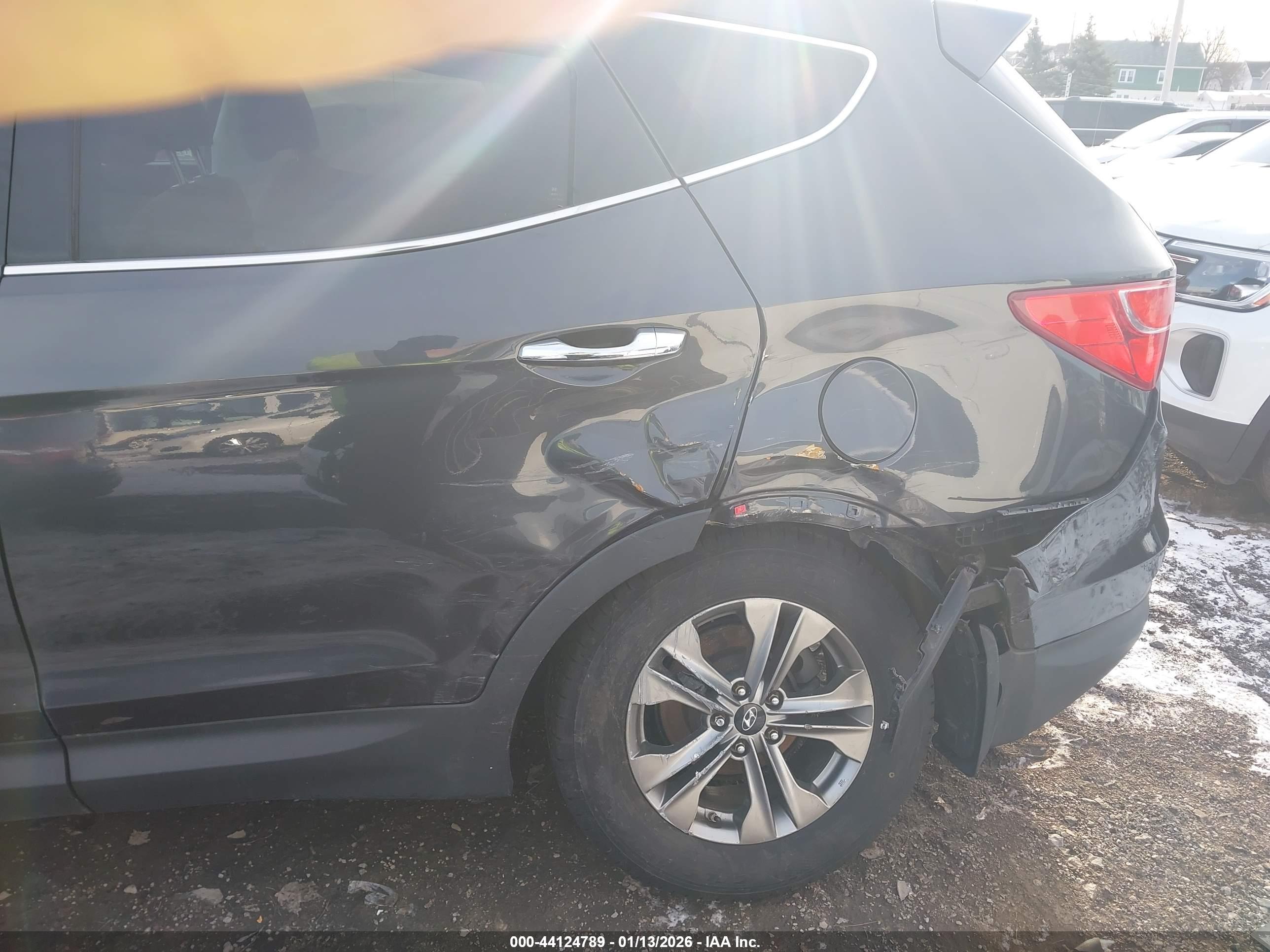 HYUNDAI SANTA image 6
