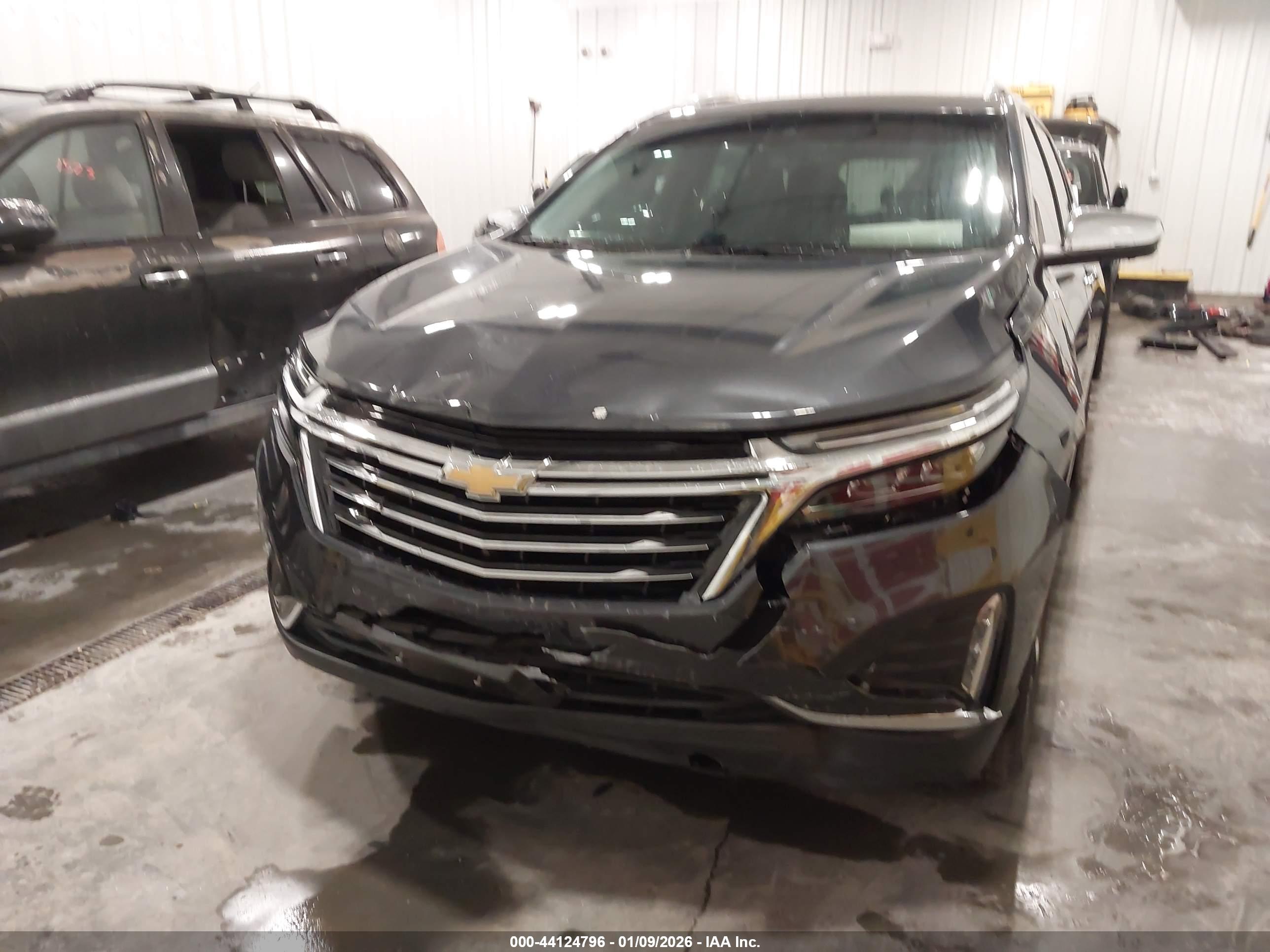 CHEVROLET EQUINOX image 6