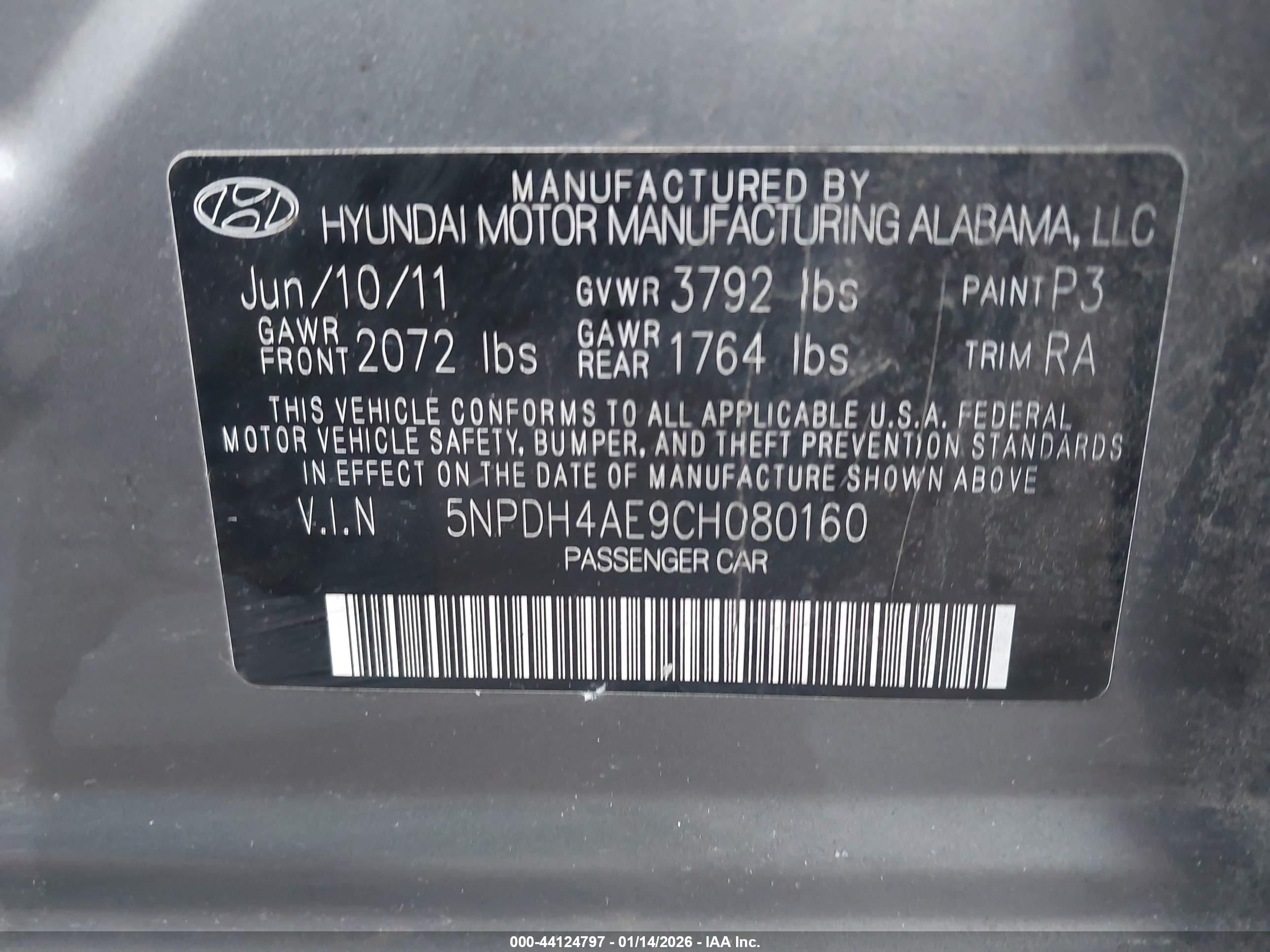 HYUNDAI ELANTRA image 9