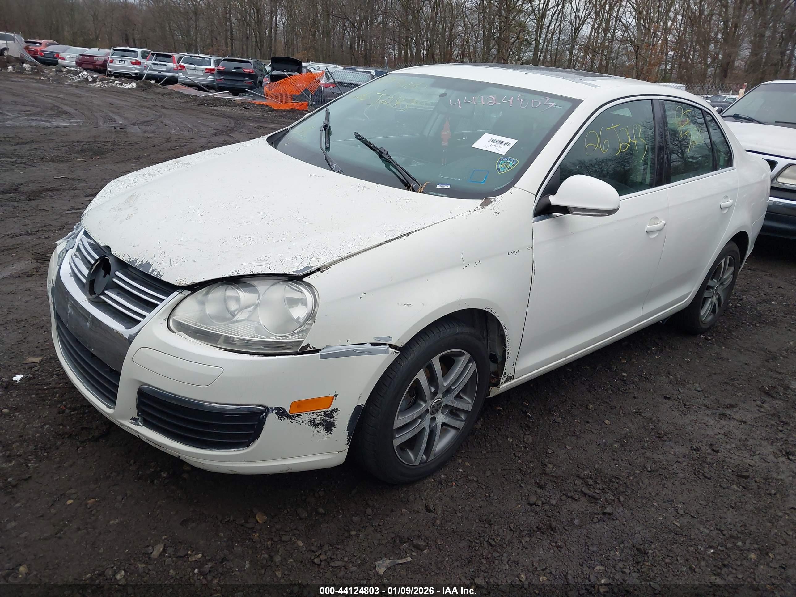 VOLKSWAGEN JETTA image 2