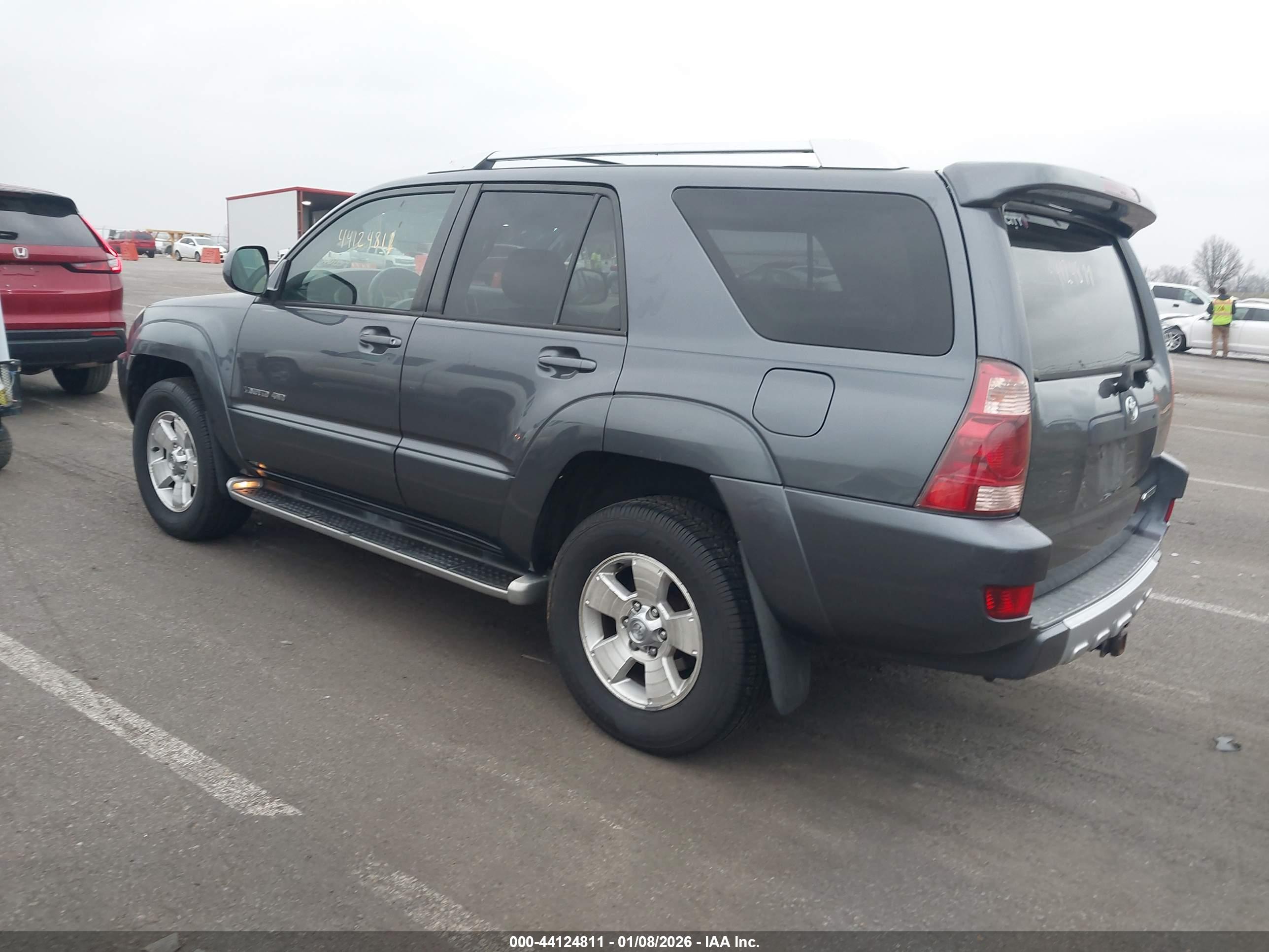 TOYOTA 4RUNNER image 3