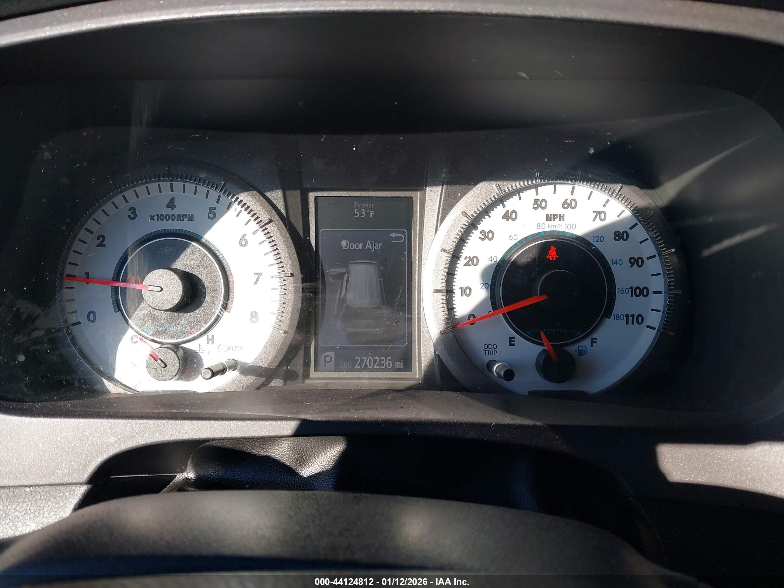 TOYOTA SIENNA image 7