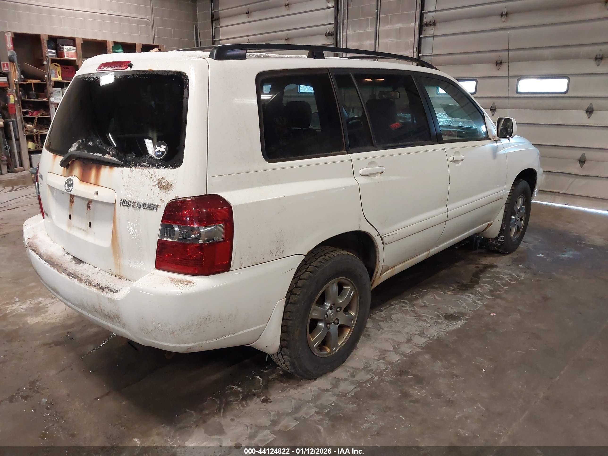 TOYOTA HIGHLANDER image 4