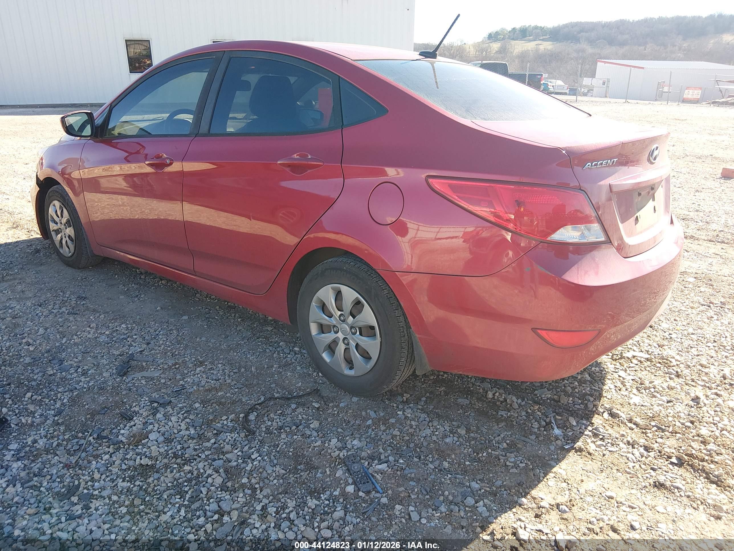 HYUNDAI ACCENT image 3