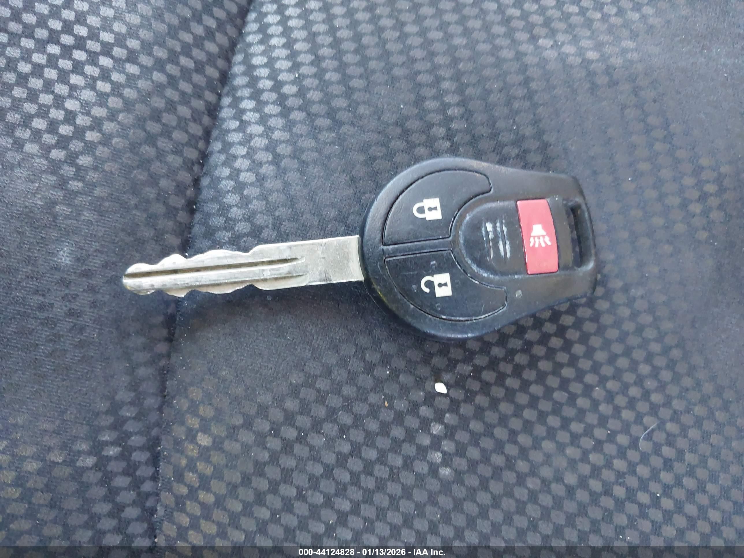 NISSAN ROGUE image 11