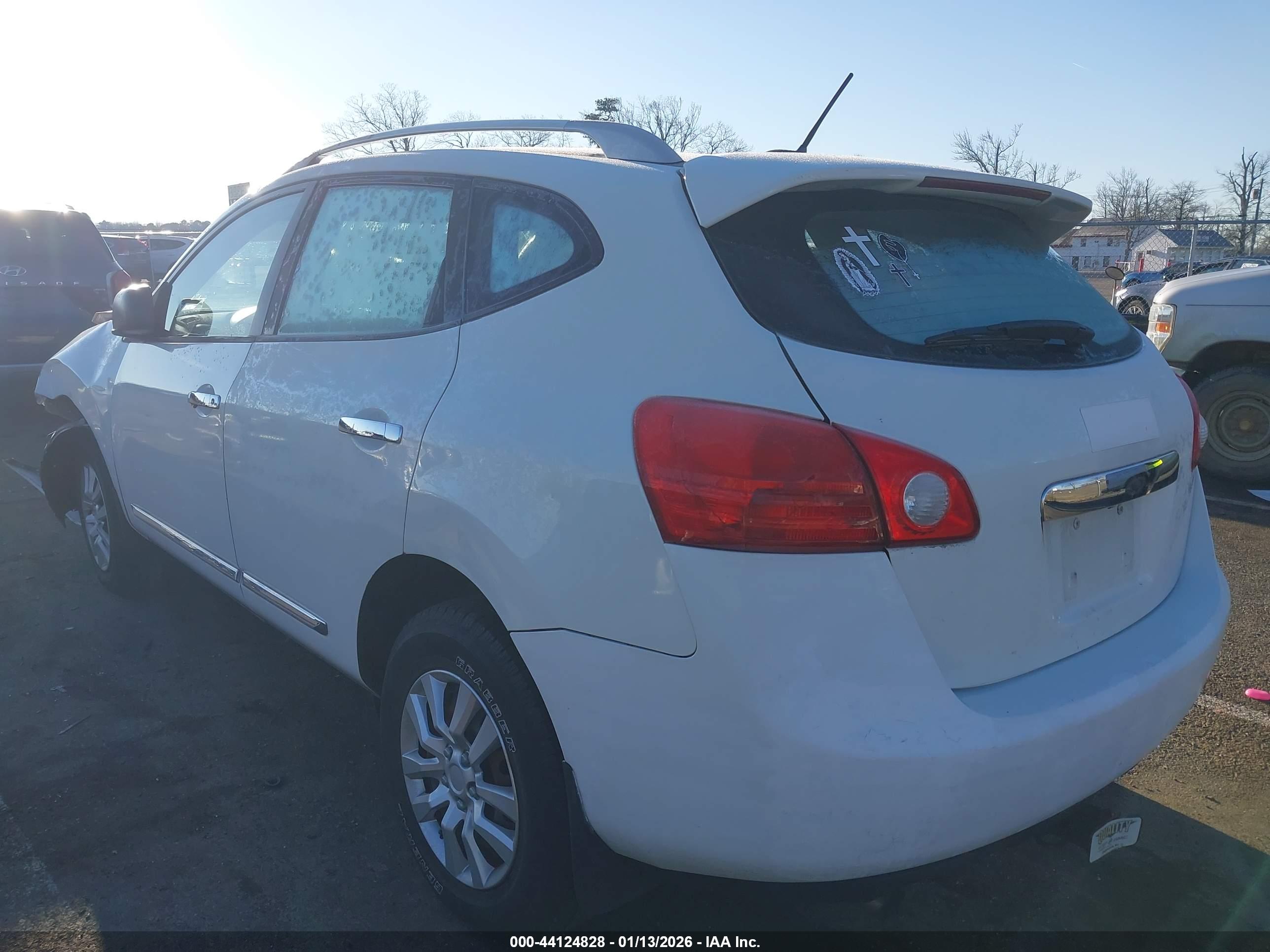 NISSAN ROGUE image 3
