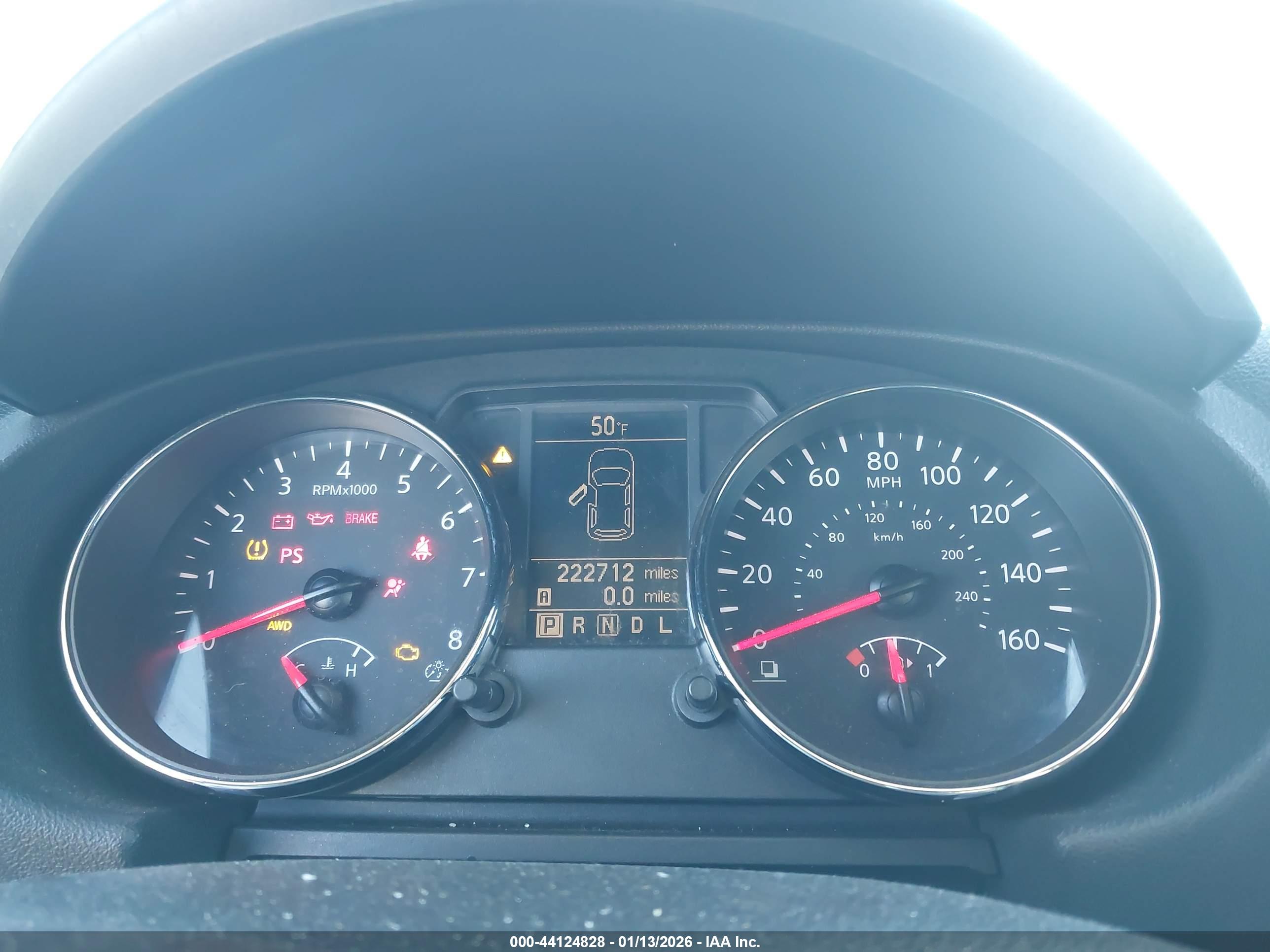 NISSAN ROGUE image 7