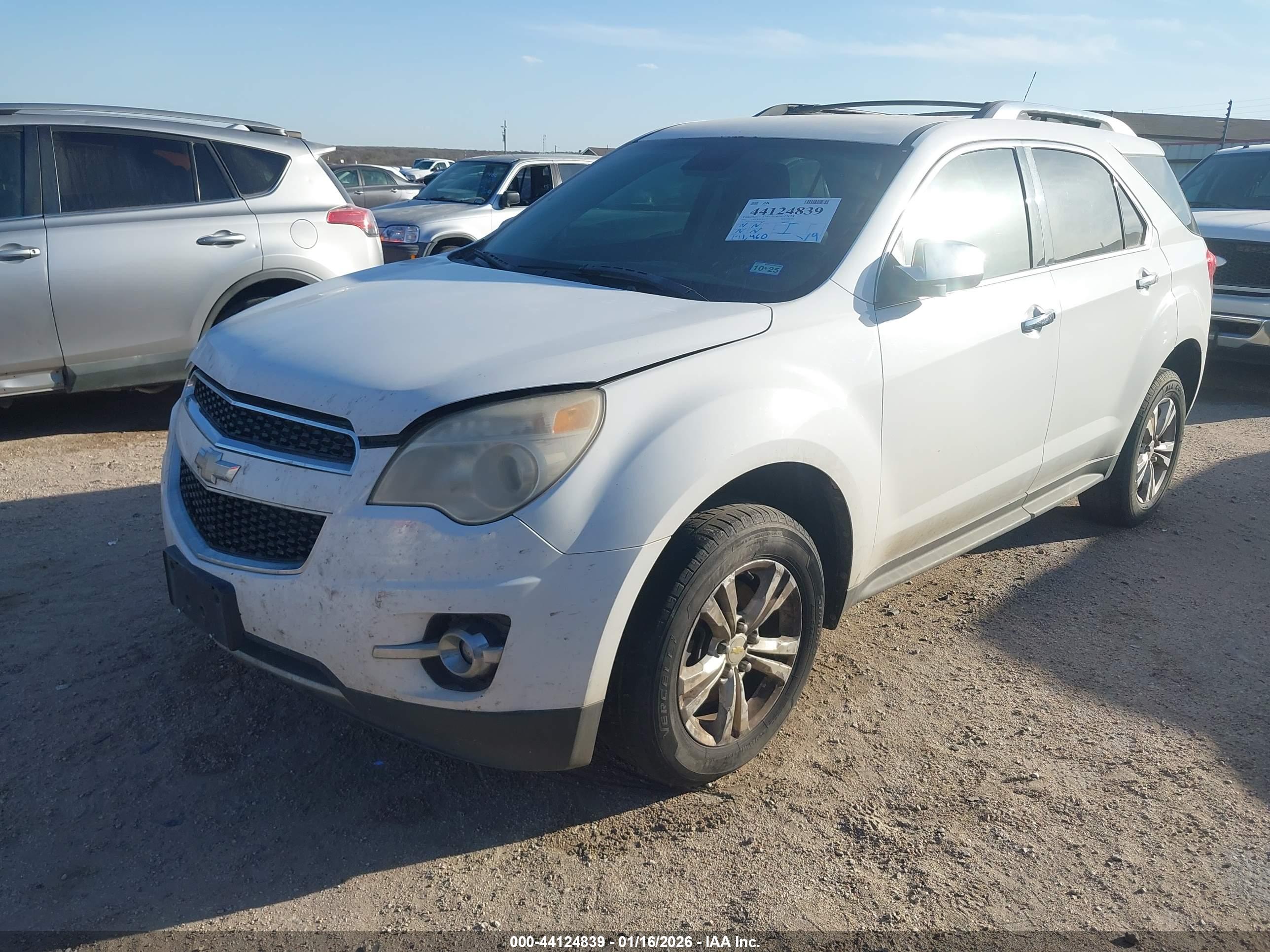 CHEVROLET EQUINOX image 2