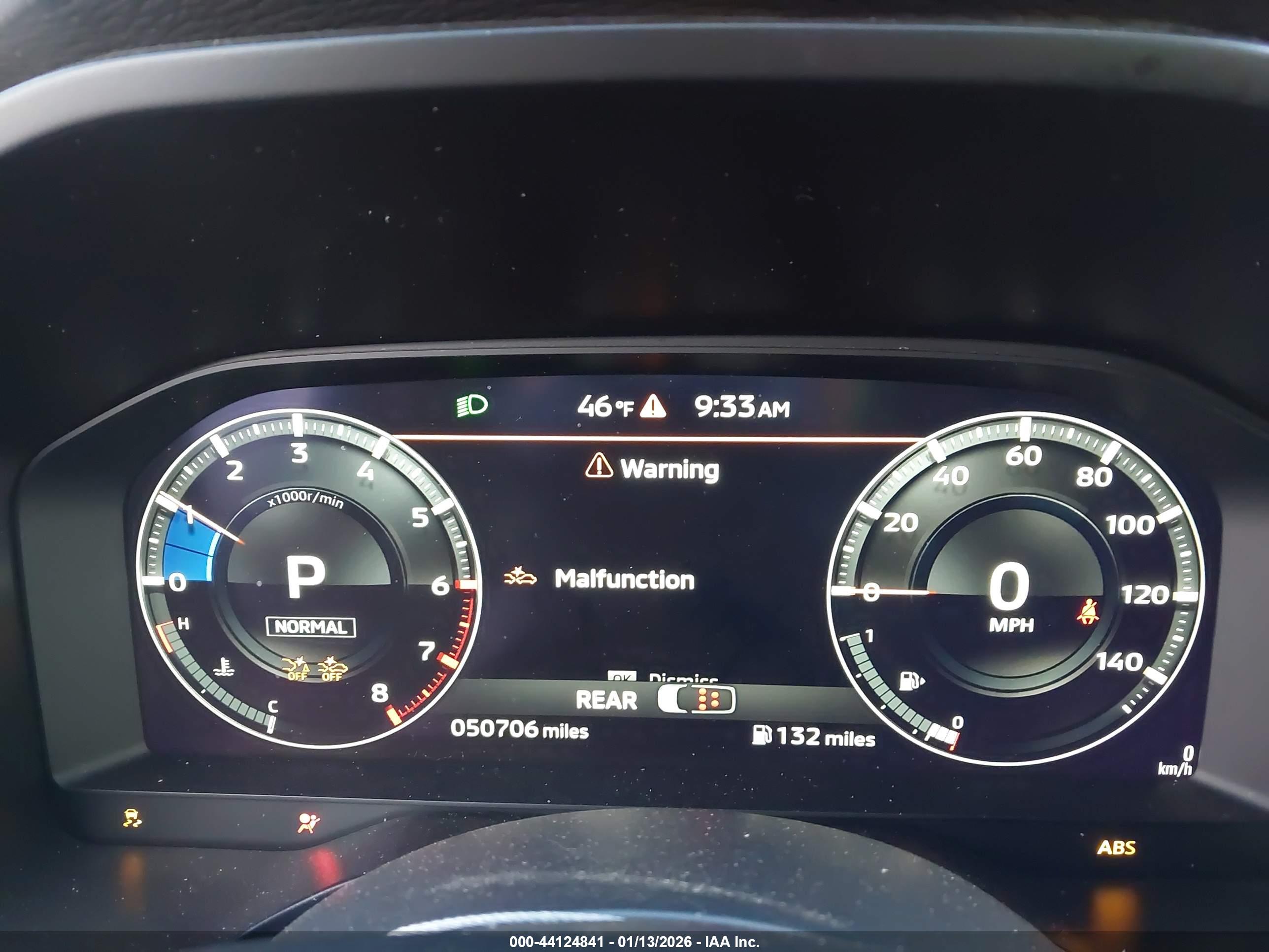 MITSUBISHI OUTLANDER image 7