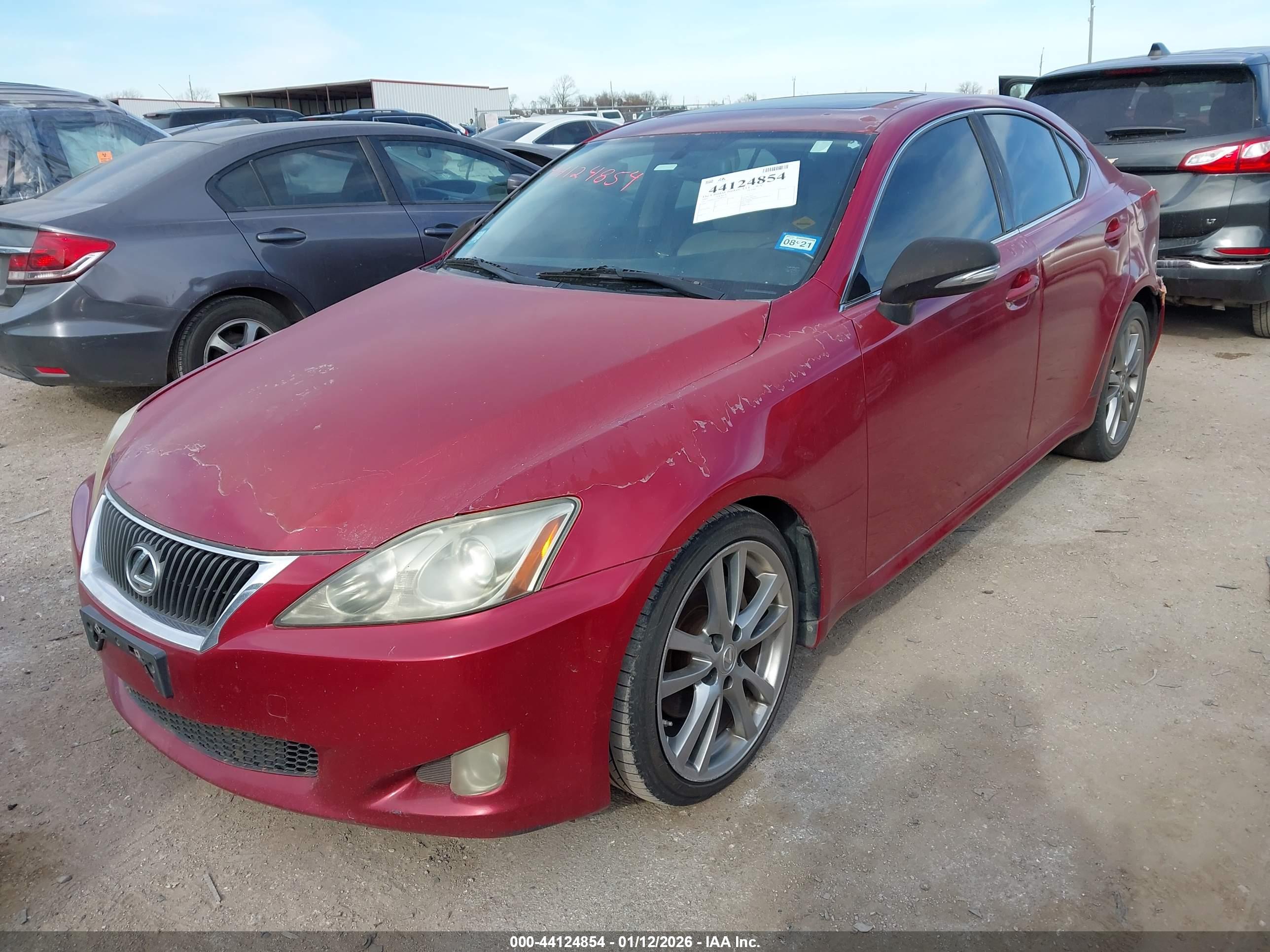 LEXUS IS image 2