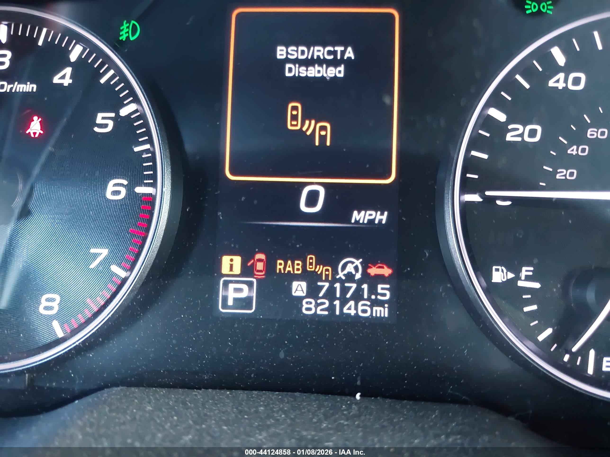 SUBARU OUTBACK image 7