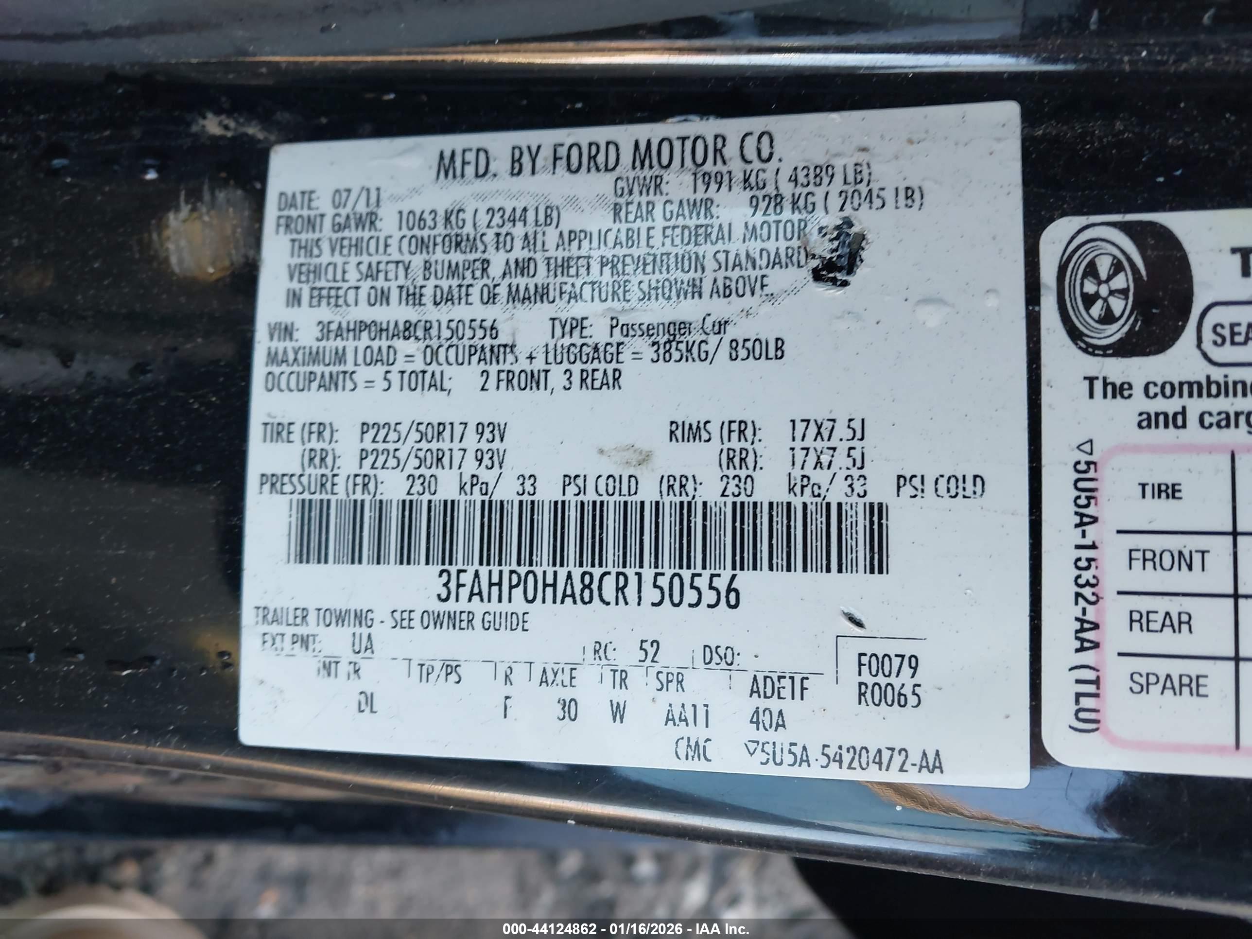 FORD FUSION image 9