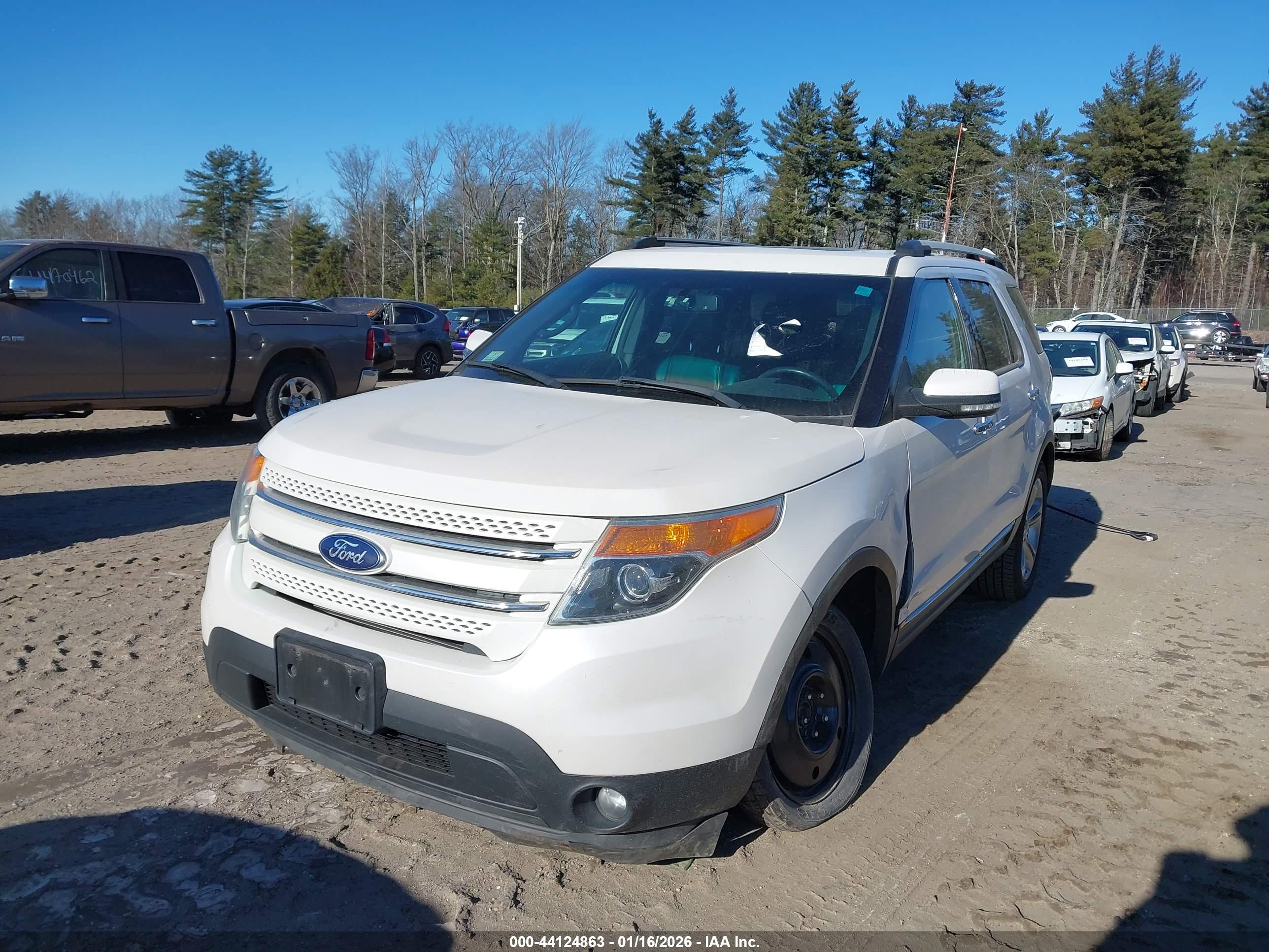 FORD EXPLORER image 2