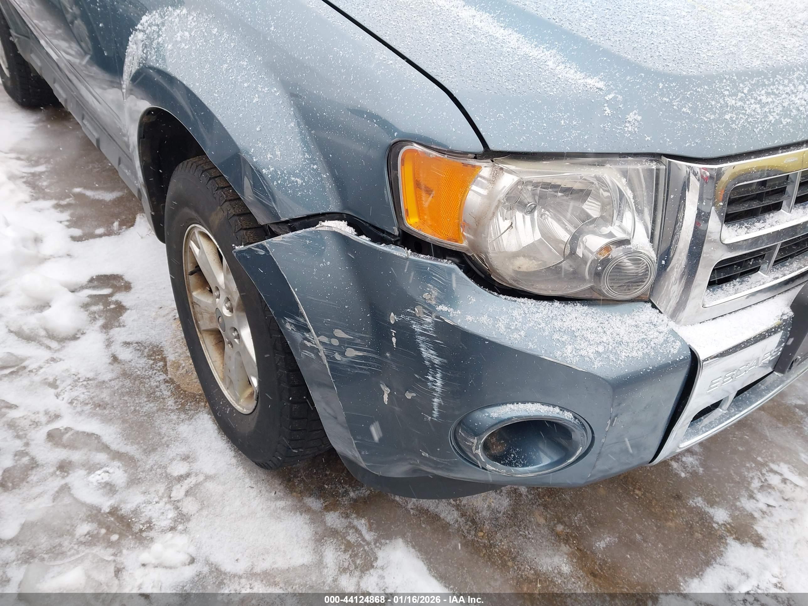 FORD ESCAPE image 6