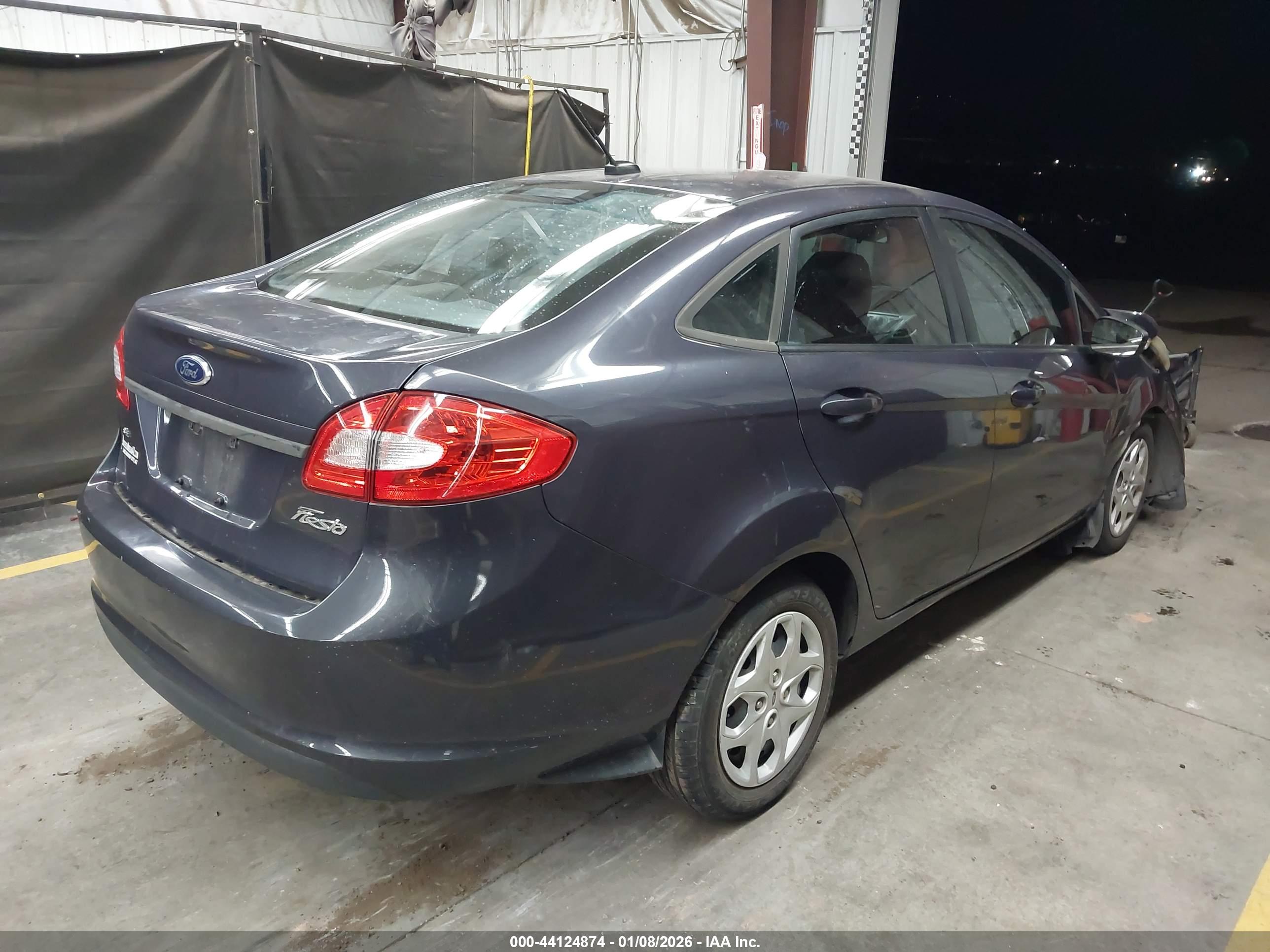 FORD FIESTA image 4