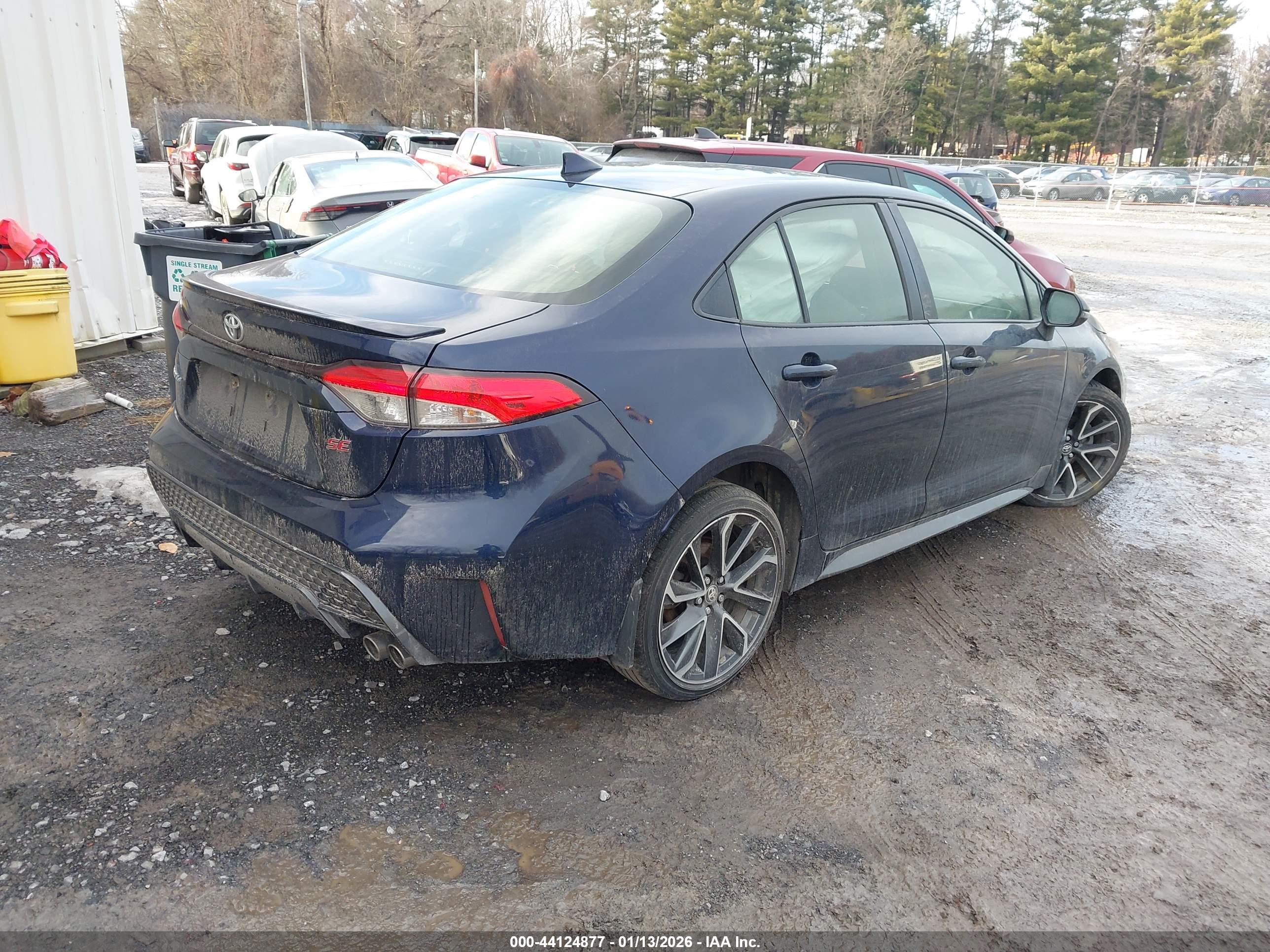 TOYOTA COROLLA image 4