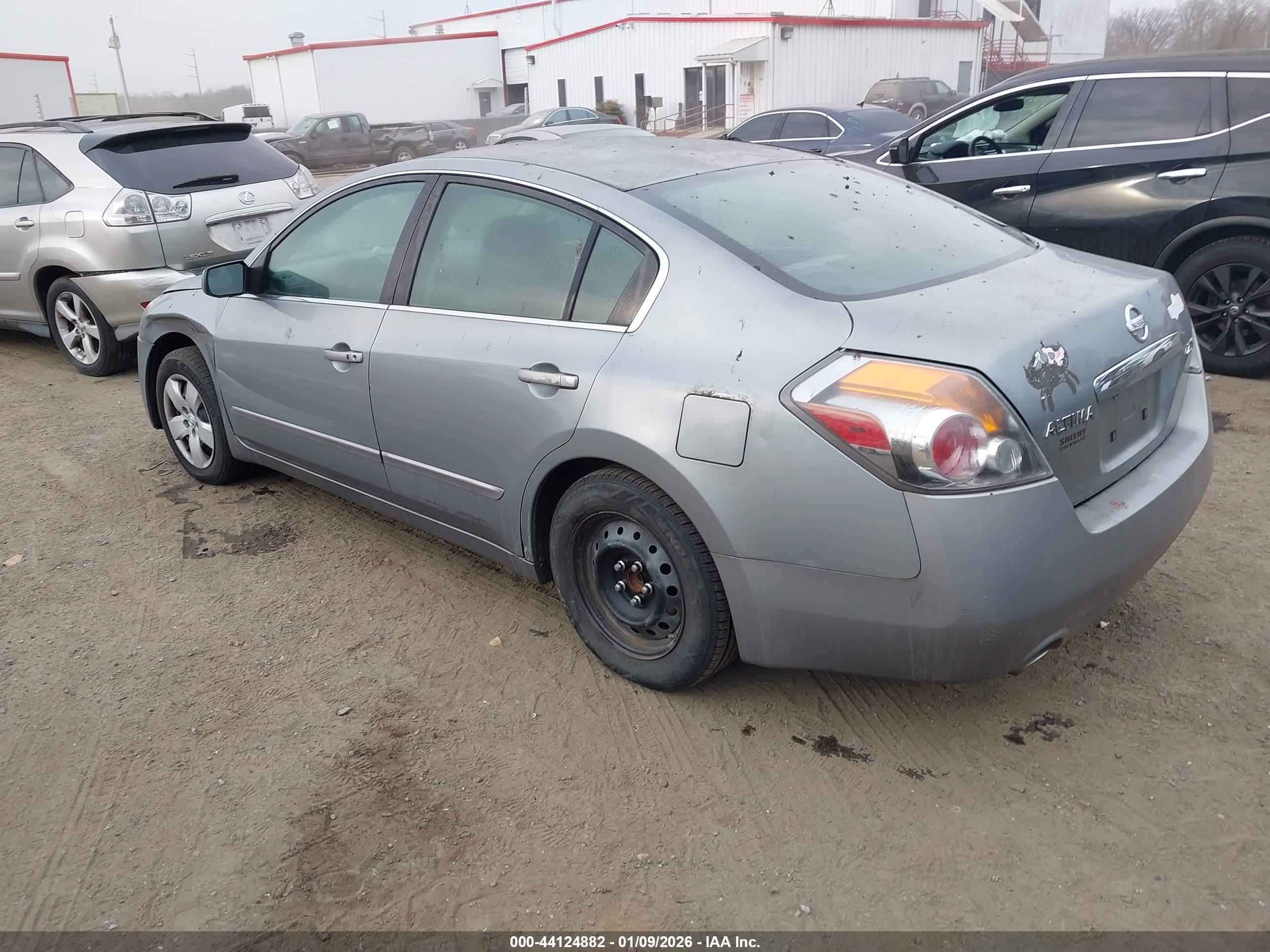 NISSAN ALTIMA image 3