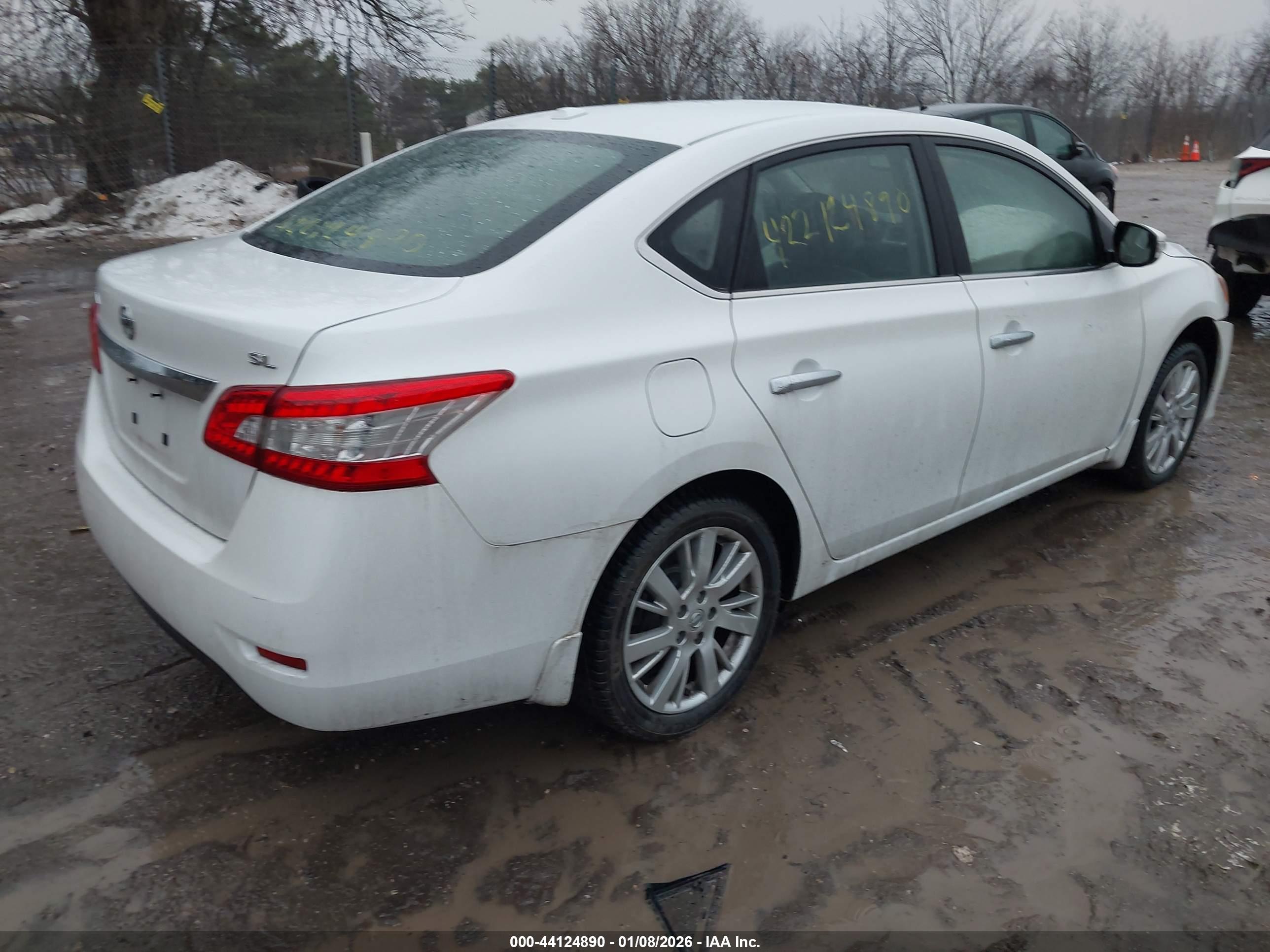 NISSAN SENTRA image 4