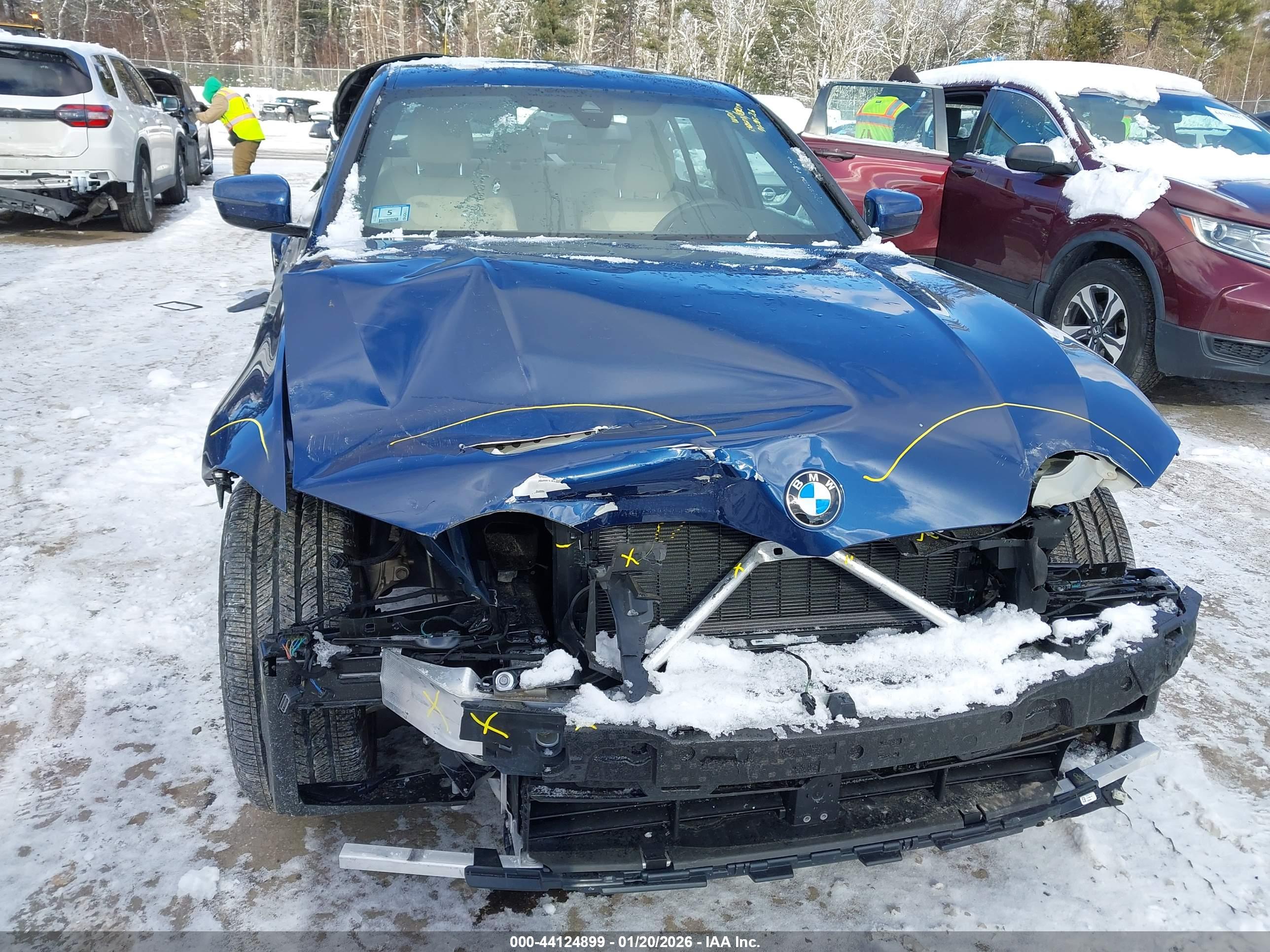 BMW 330I image 6