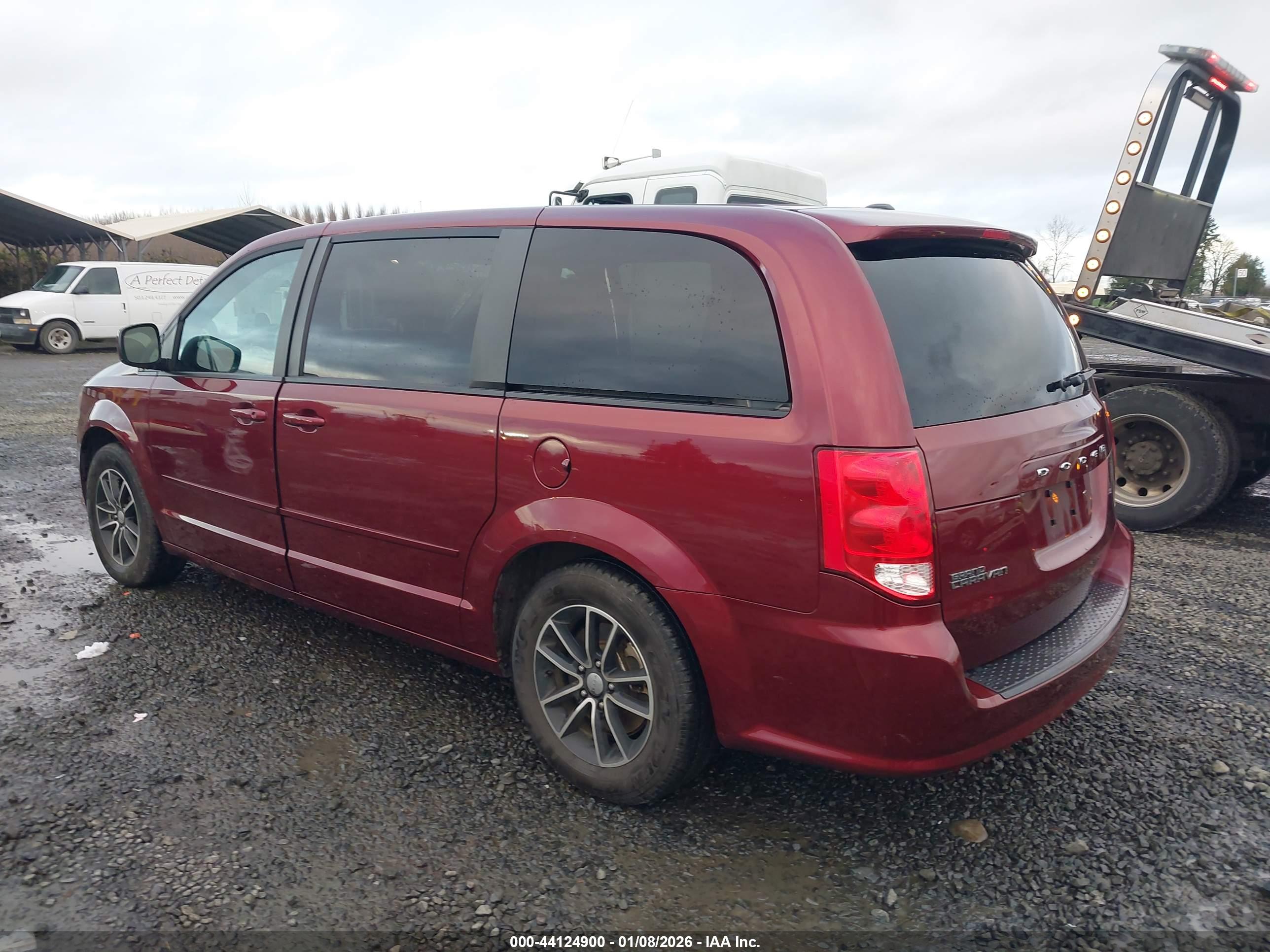 DODGE GRAND image 3