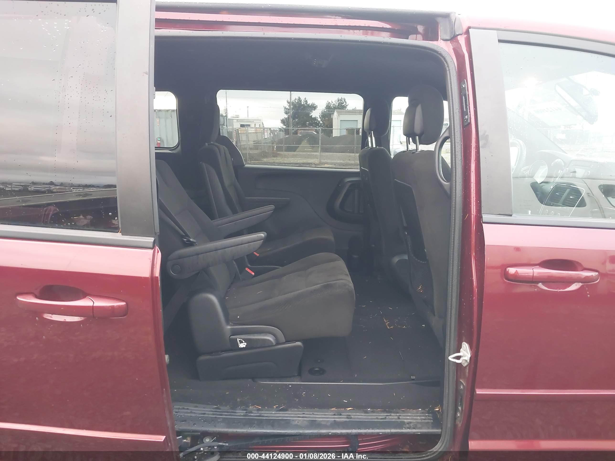 DODGE GRAND image 8