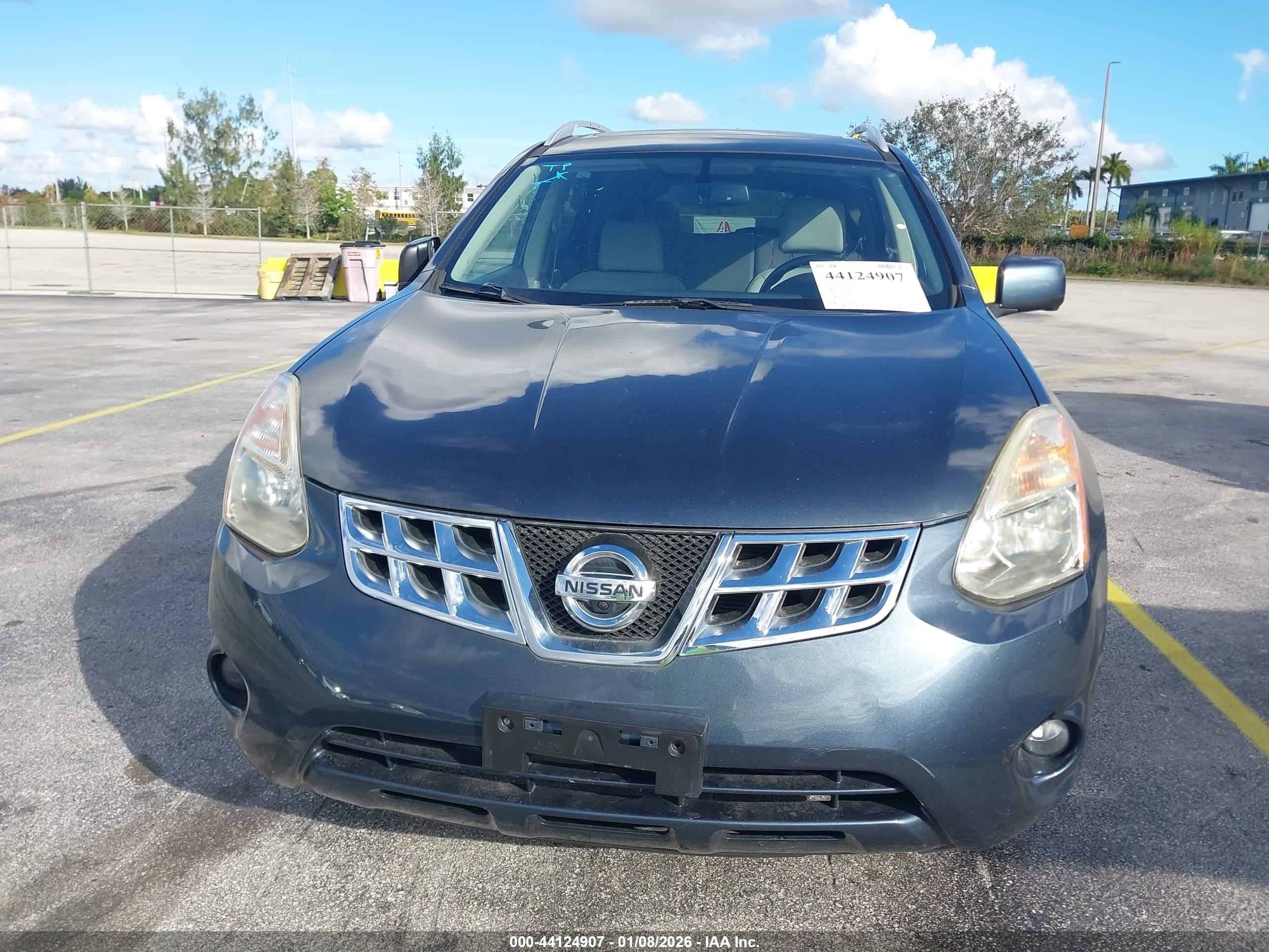 NISSAN ROGUE image 6